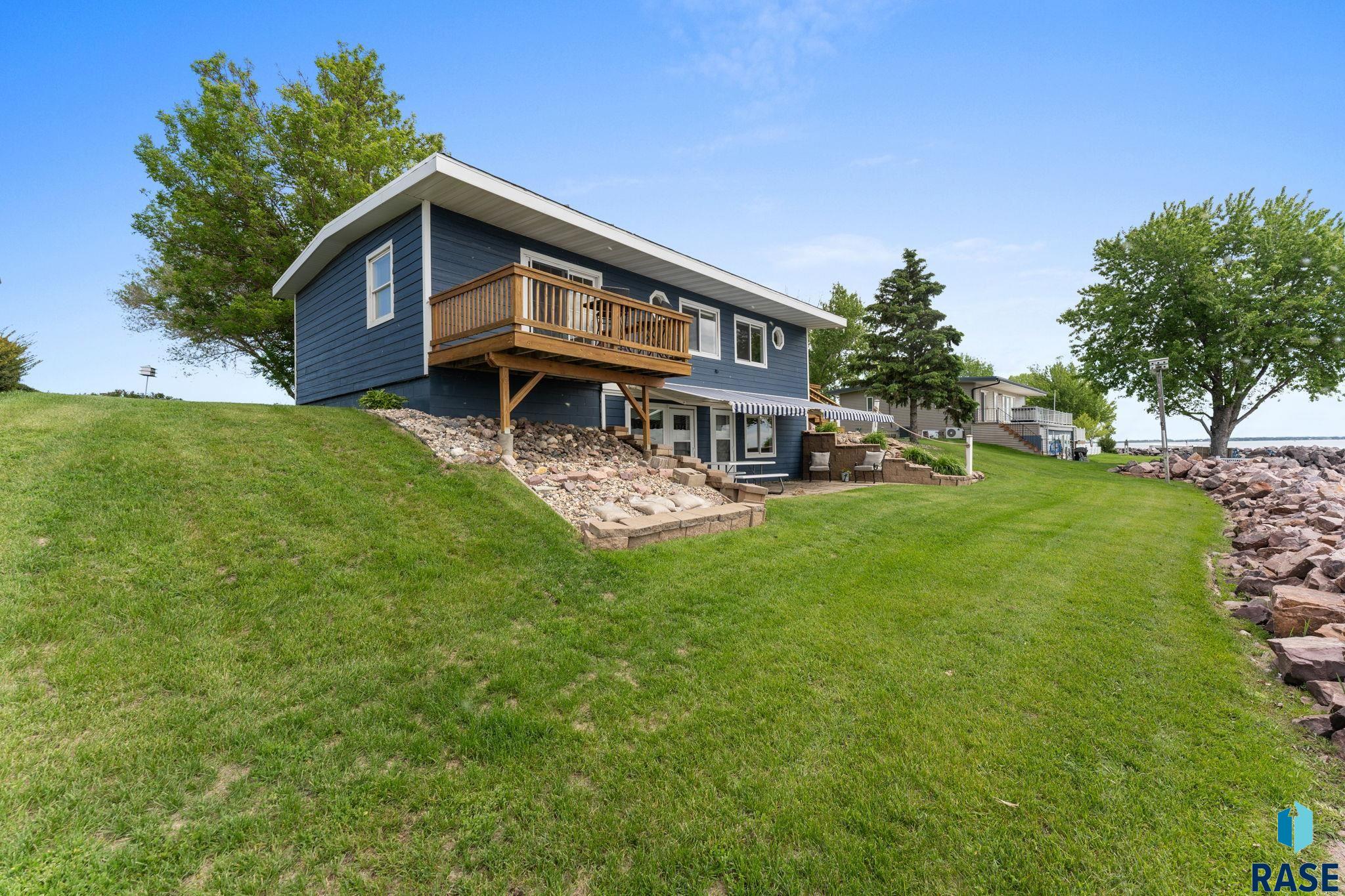 main property photo 47