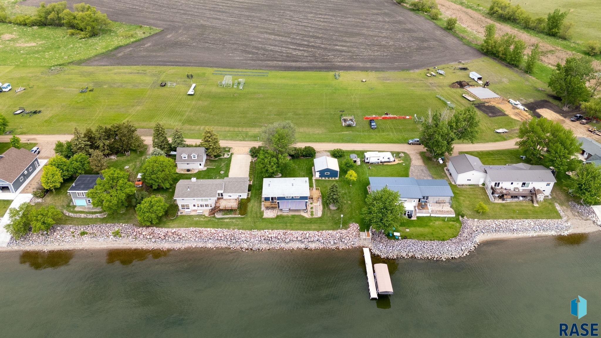 main property photo 58