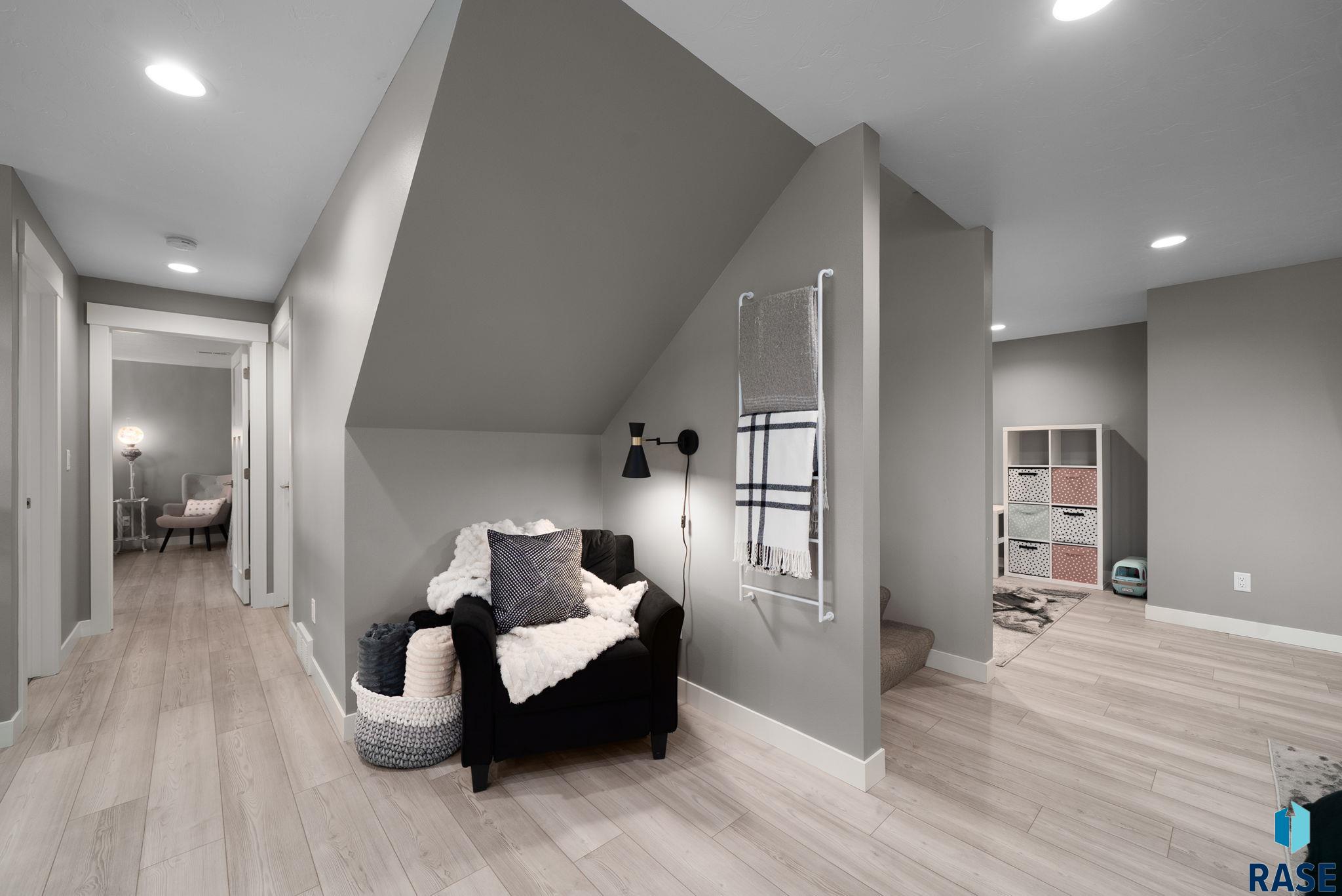main property photo 64