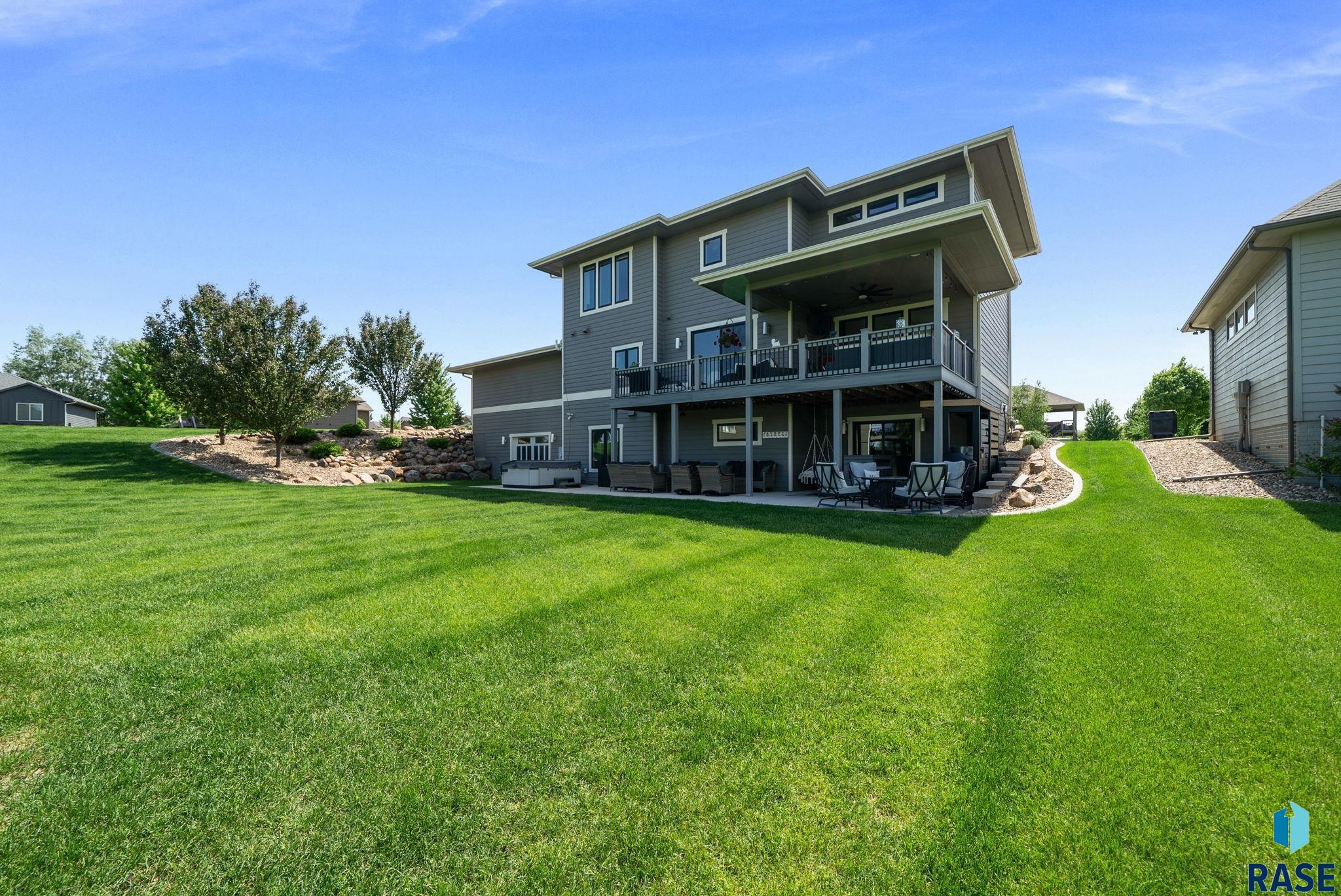 main property photo 82