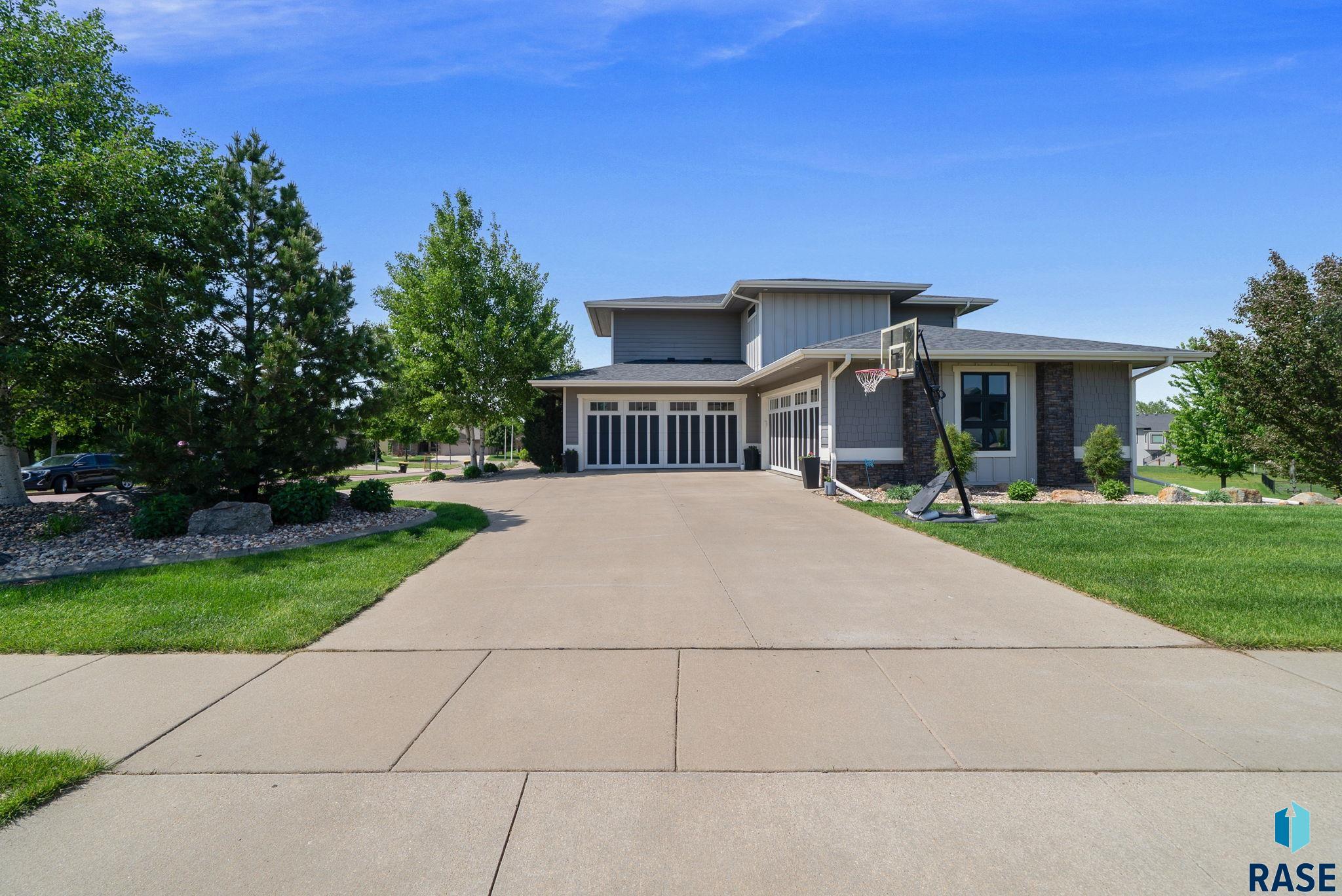 main property photo 94