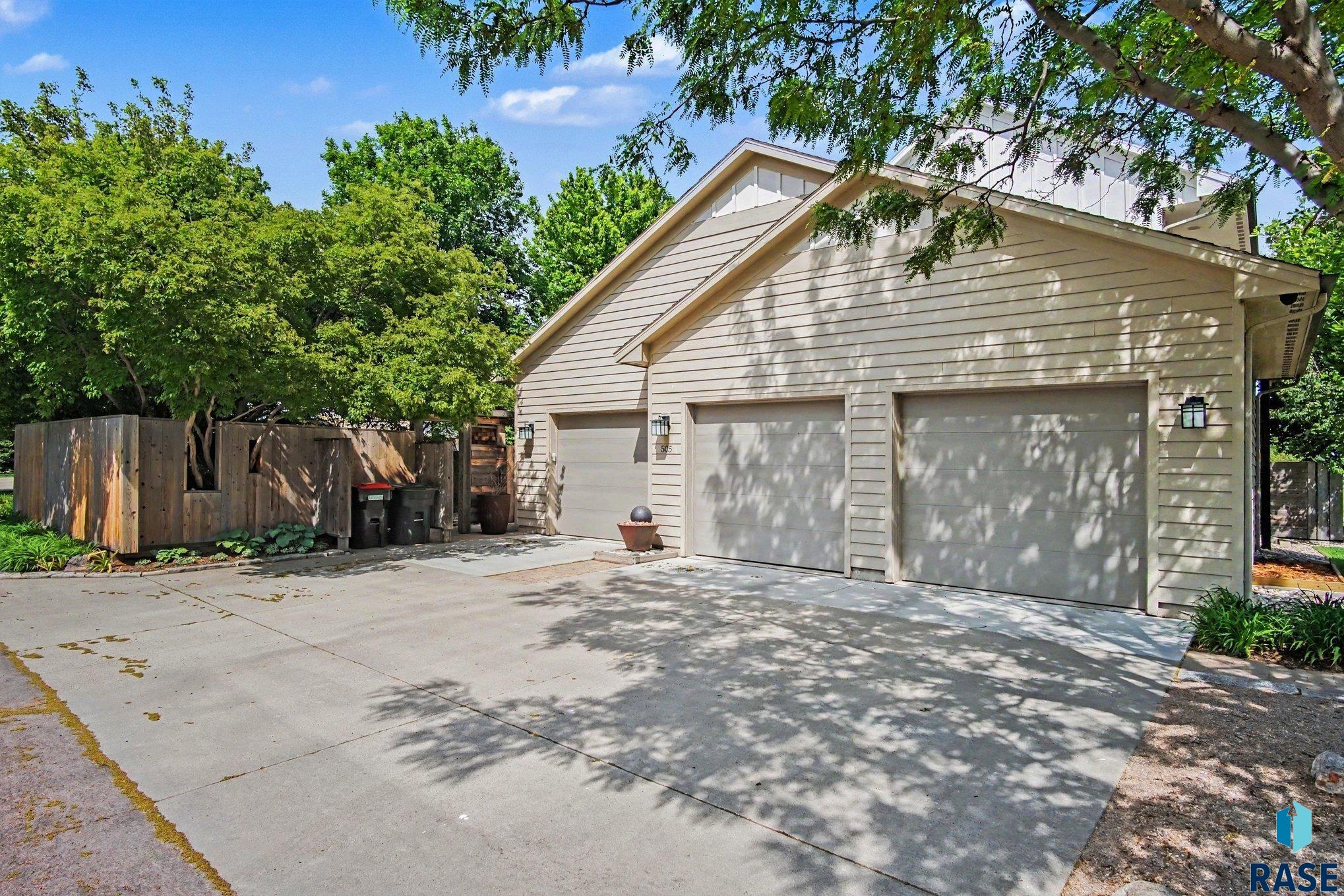 main property photo 63