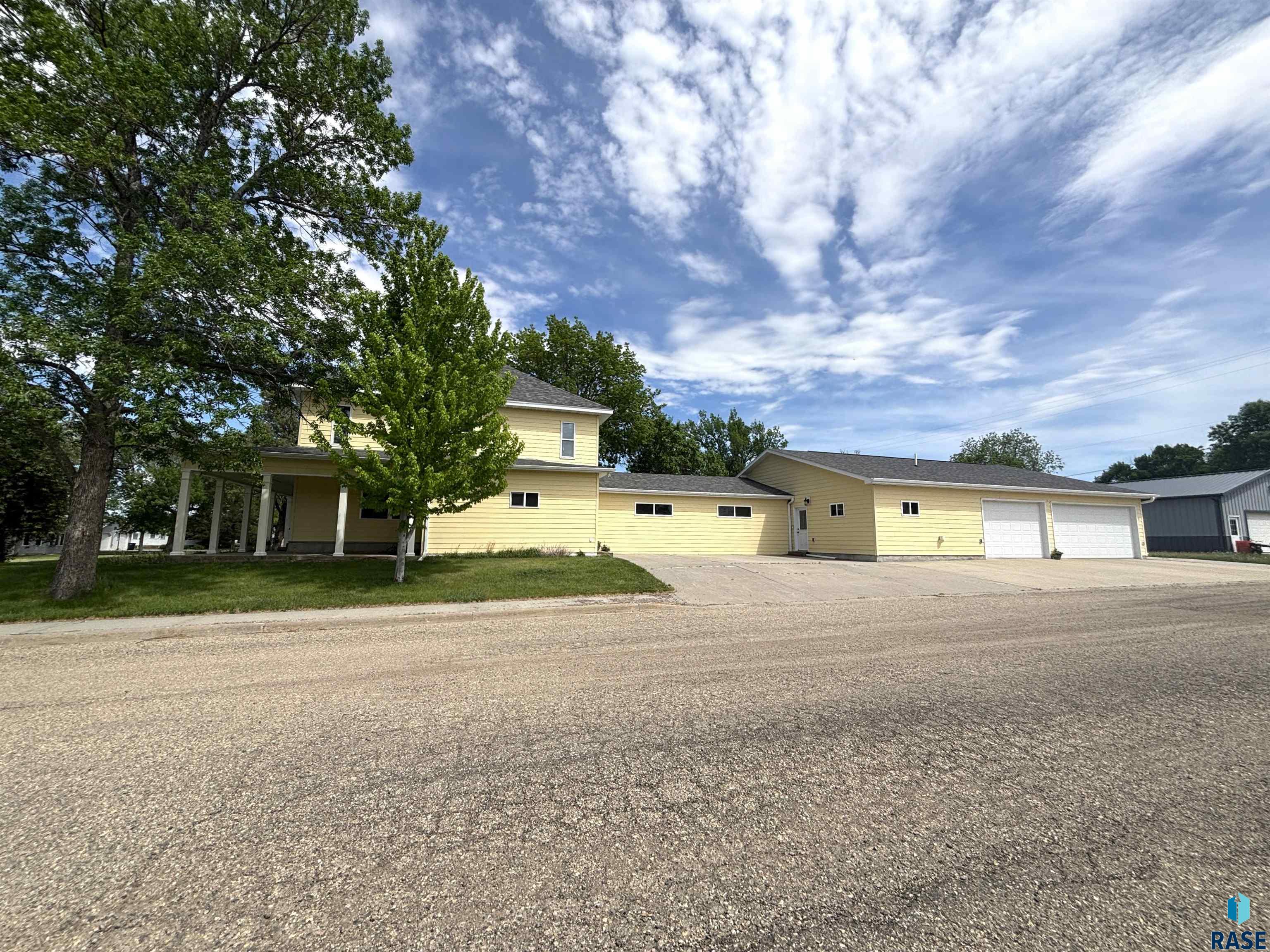 main property photo 72