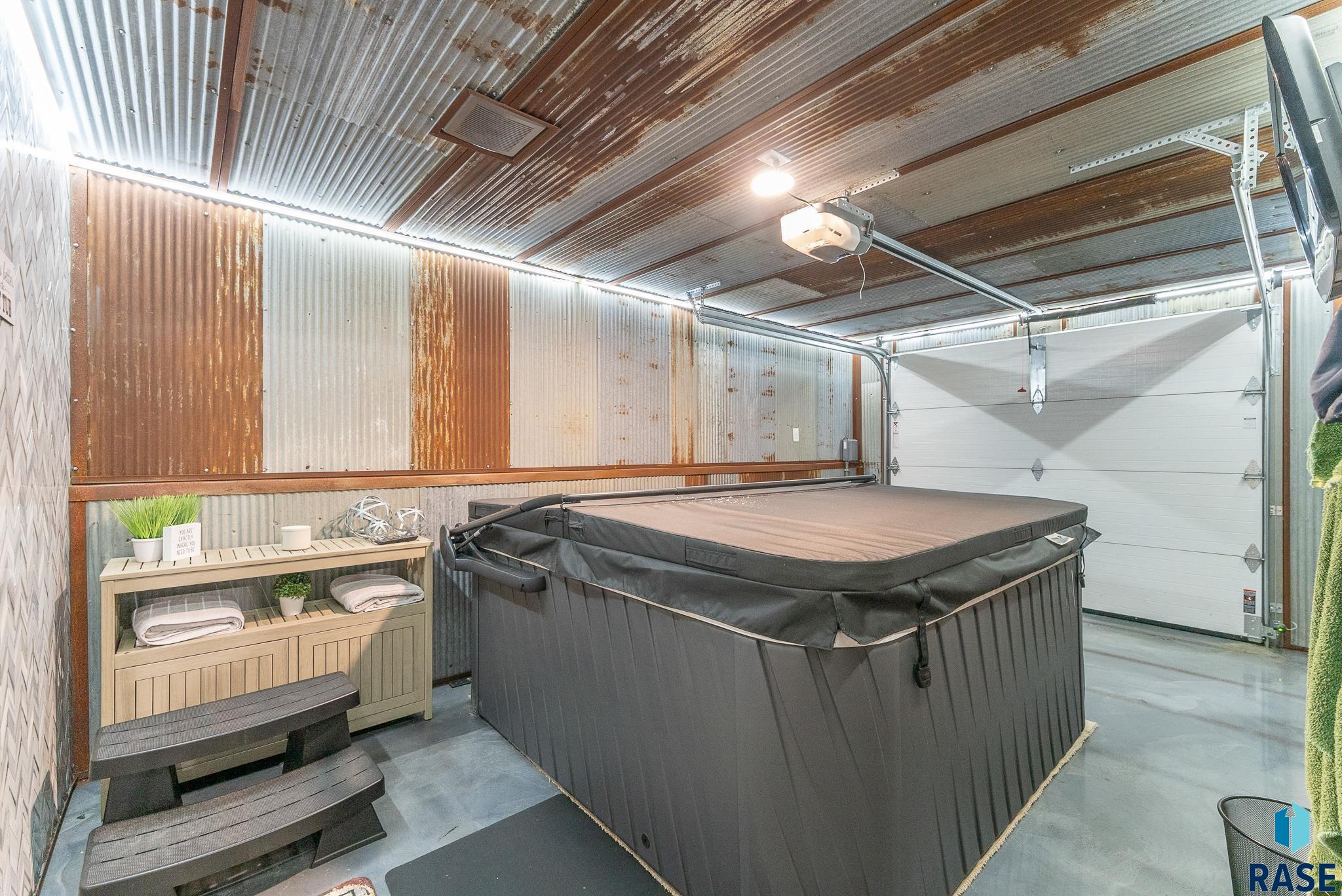 main property photo 57