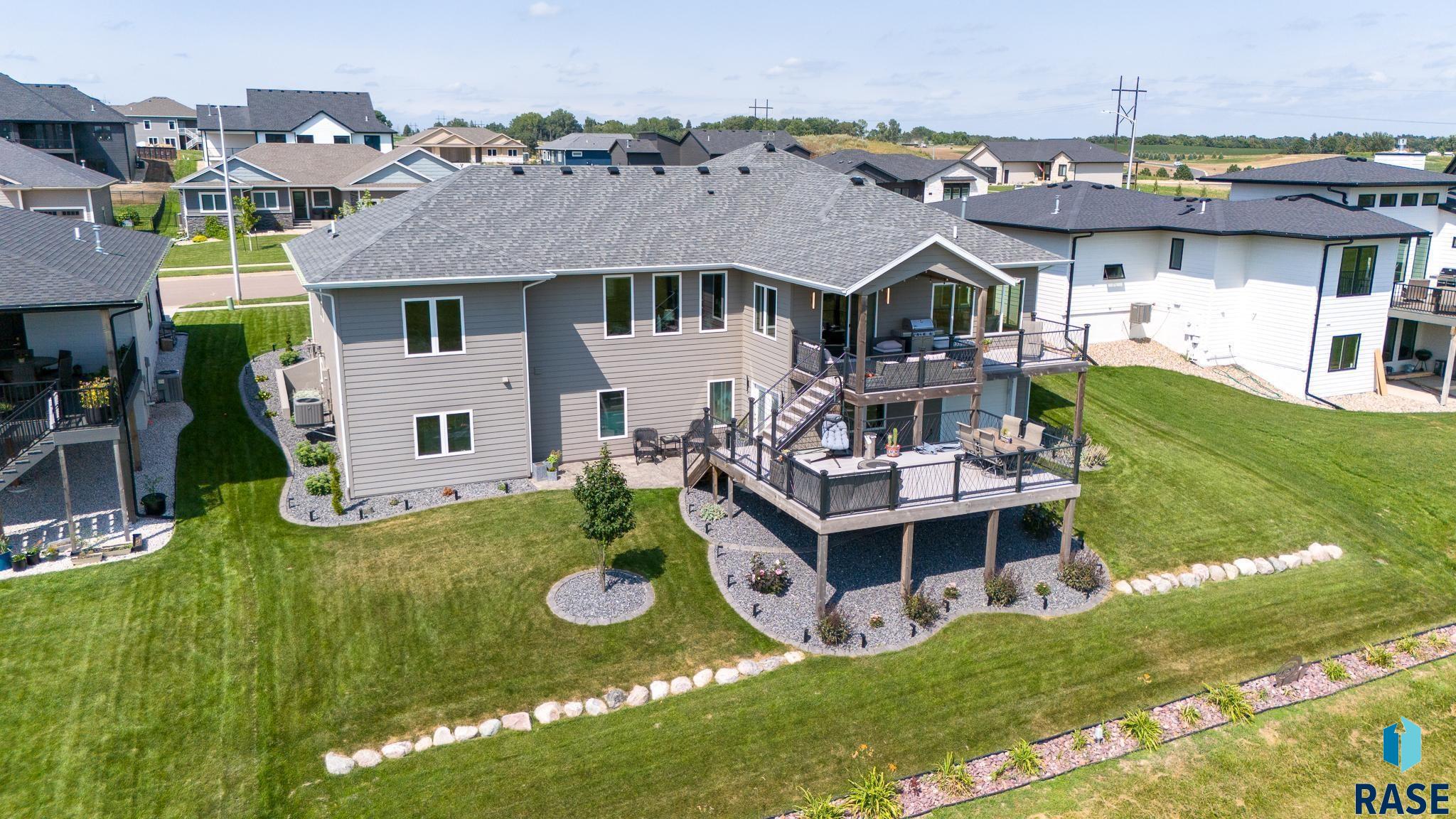 main property photo 83