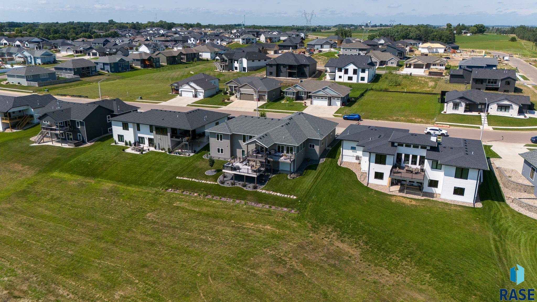 main property photo 87