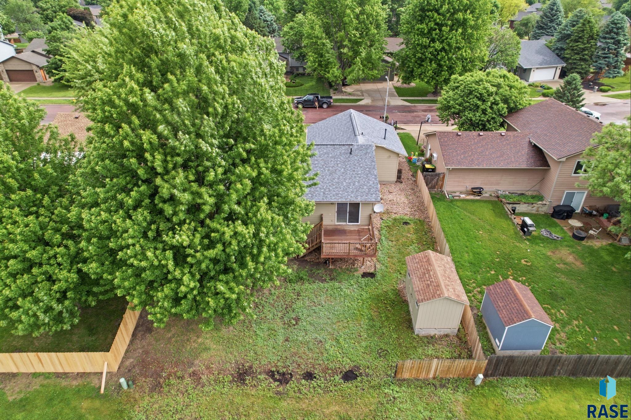 main property photo 75