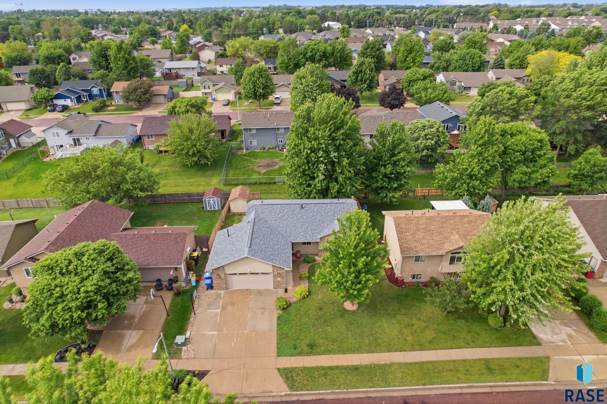 main property photo 77