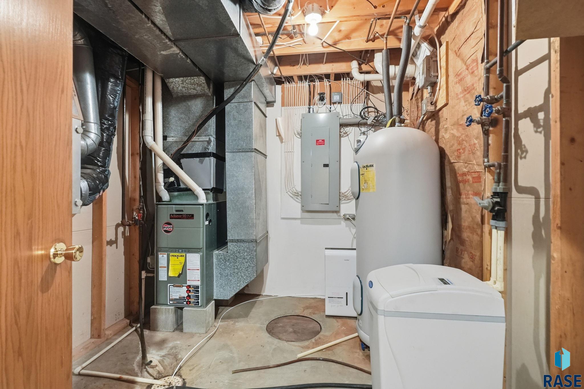 main property photo 42