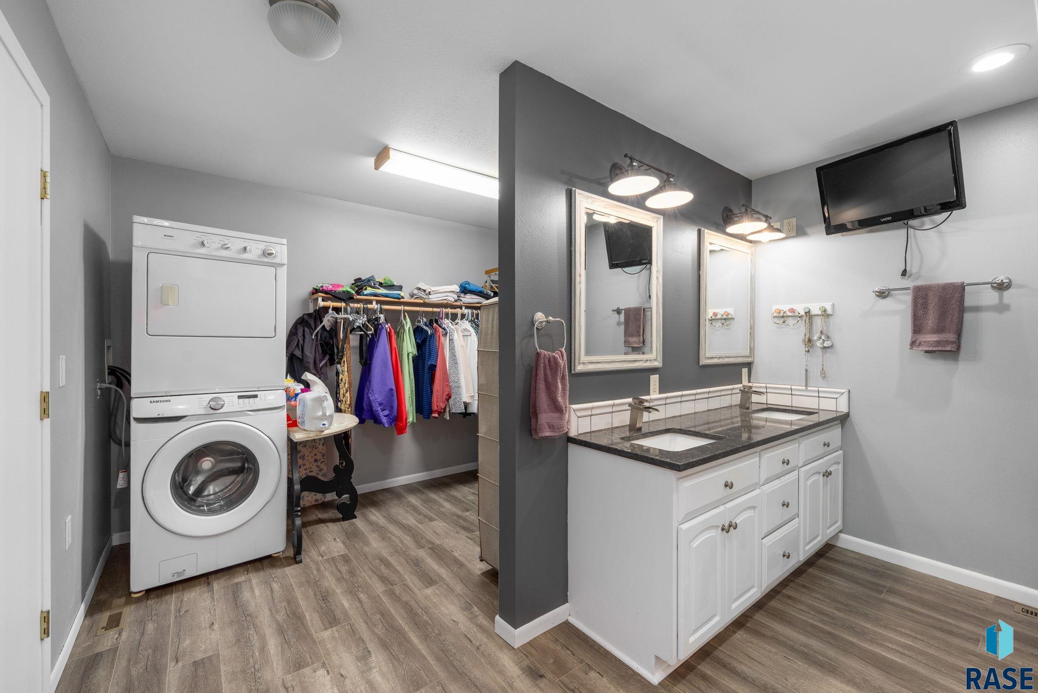 main property photo 57