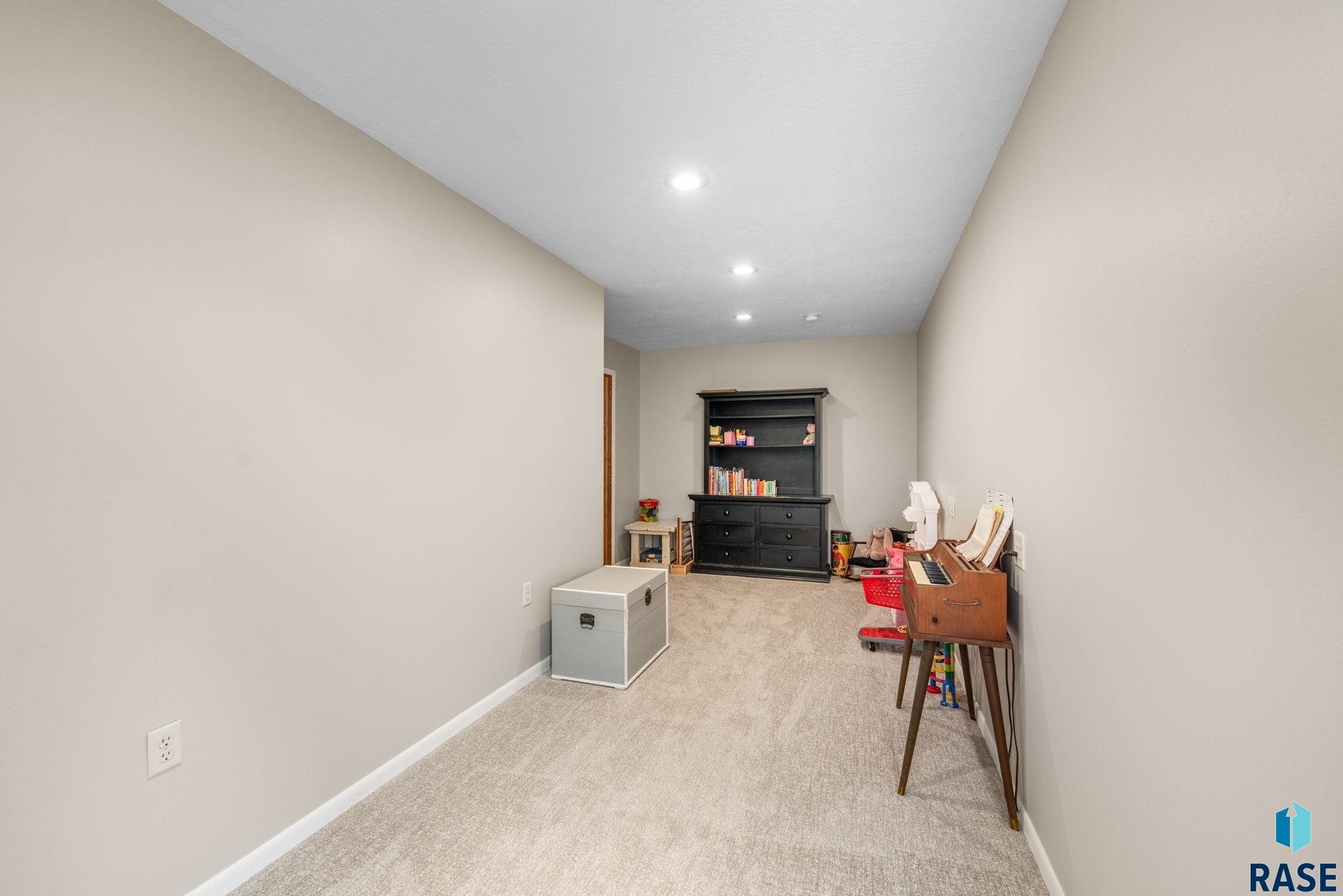 main property photo 64