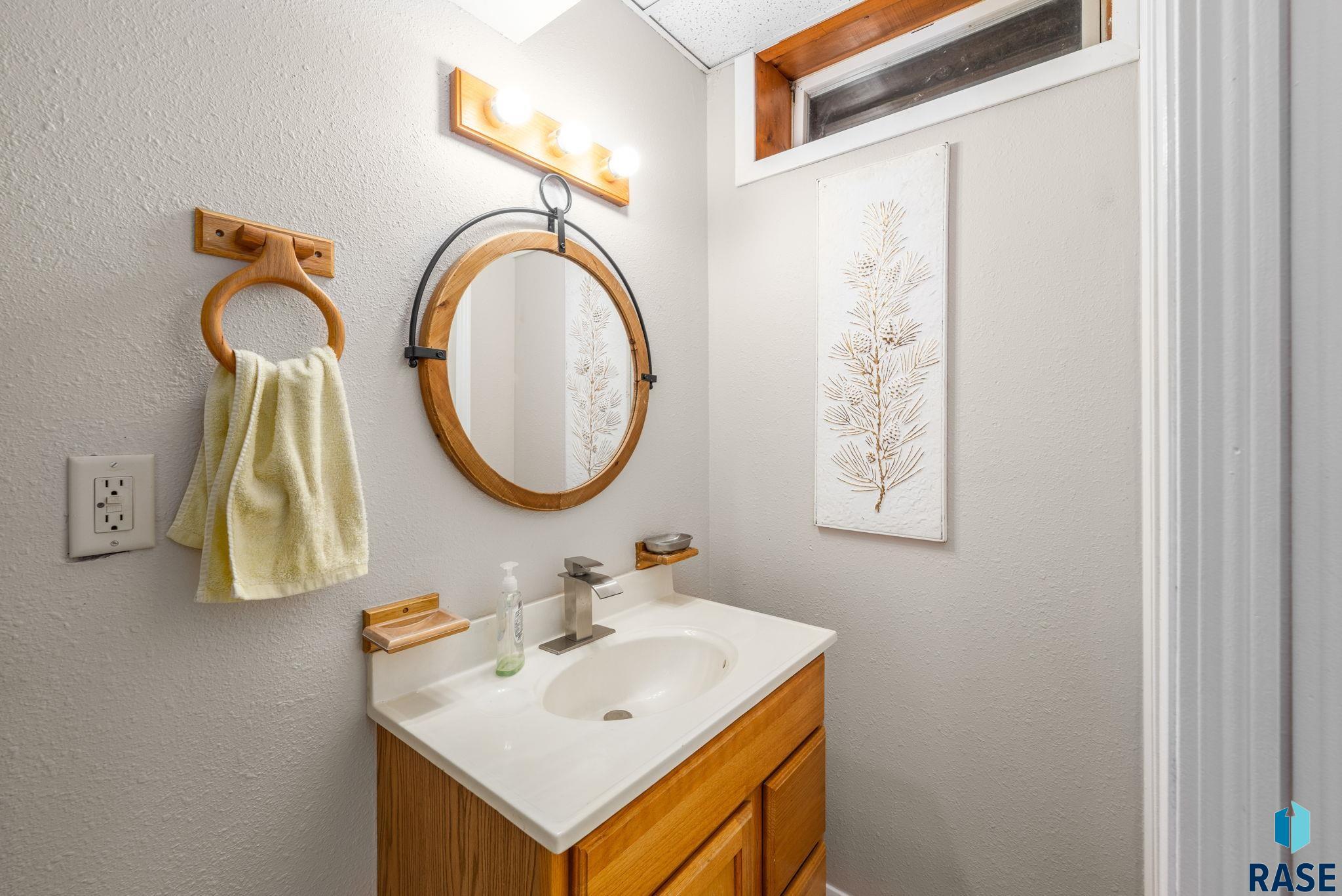 main property photo 75