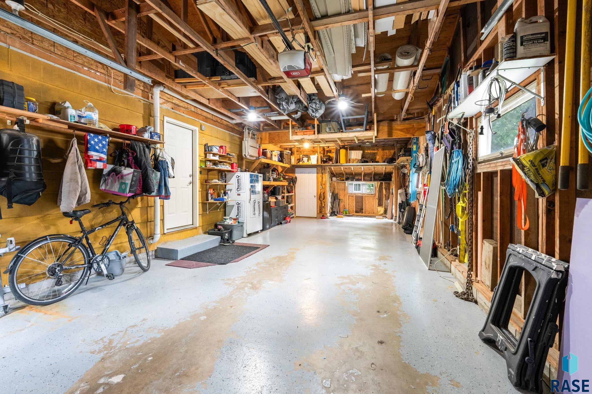 main property photo 81