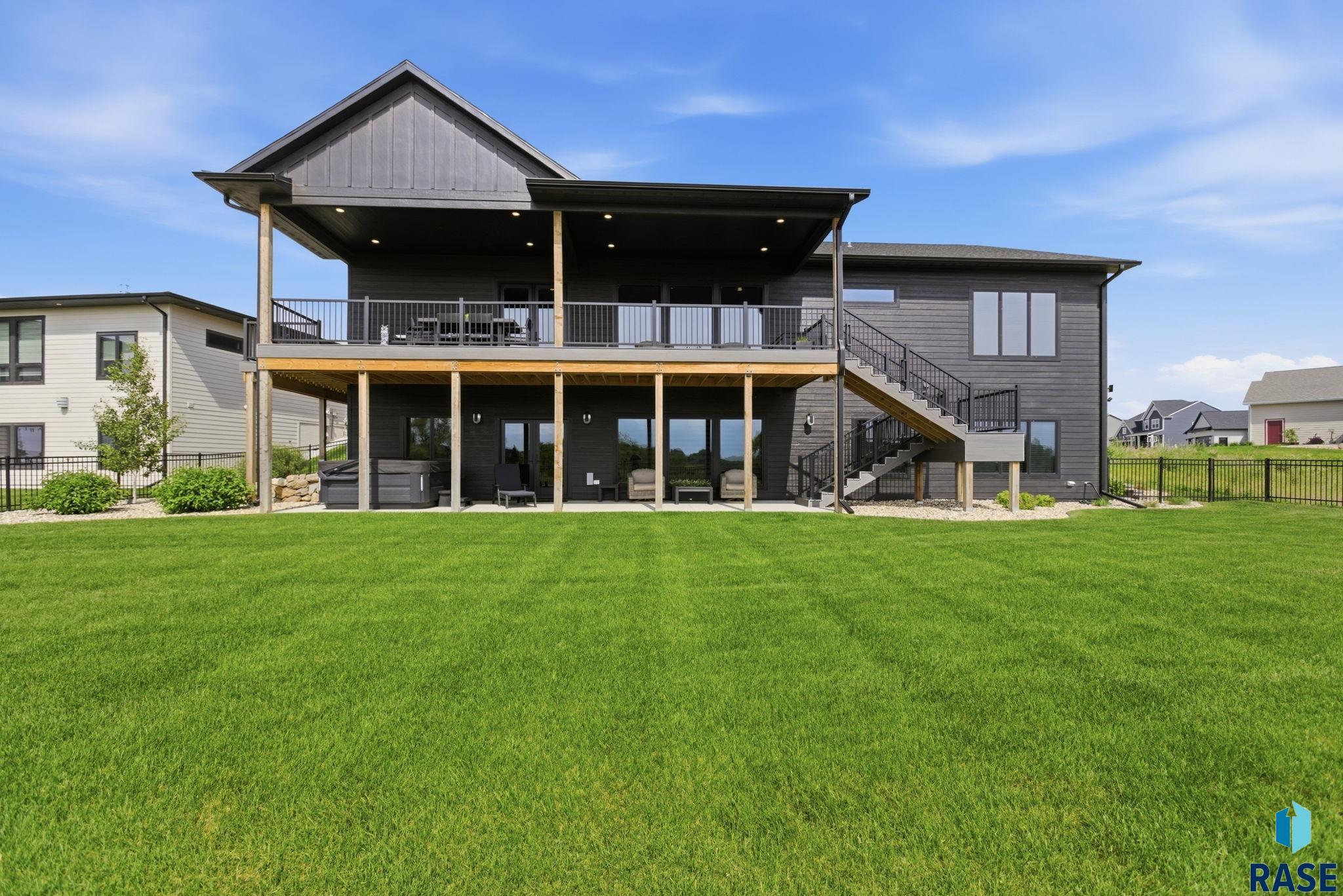main property photo 79