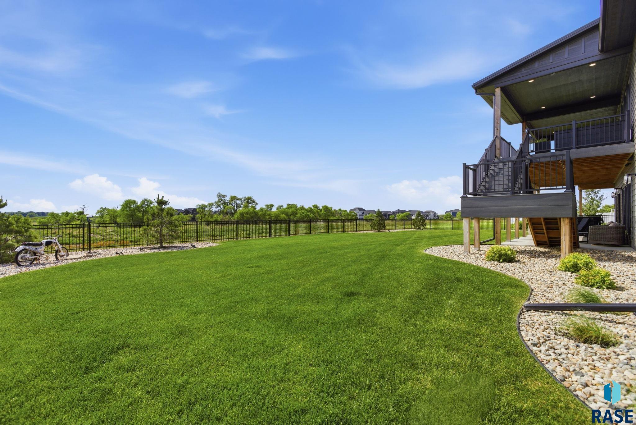 main property photo 81