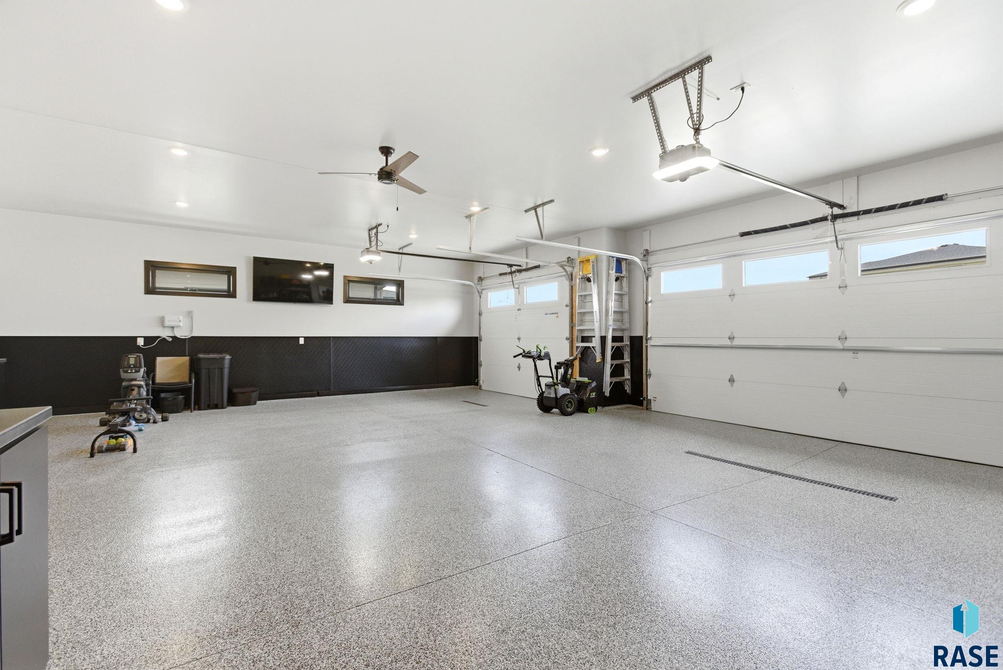 main property photo 87