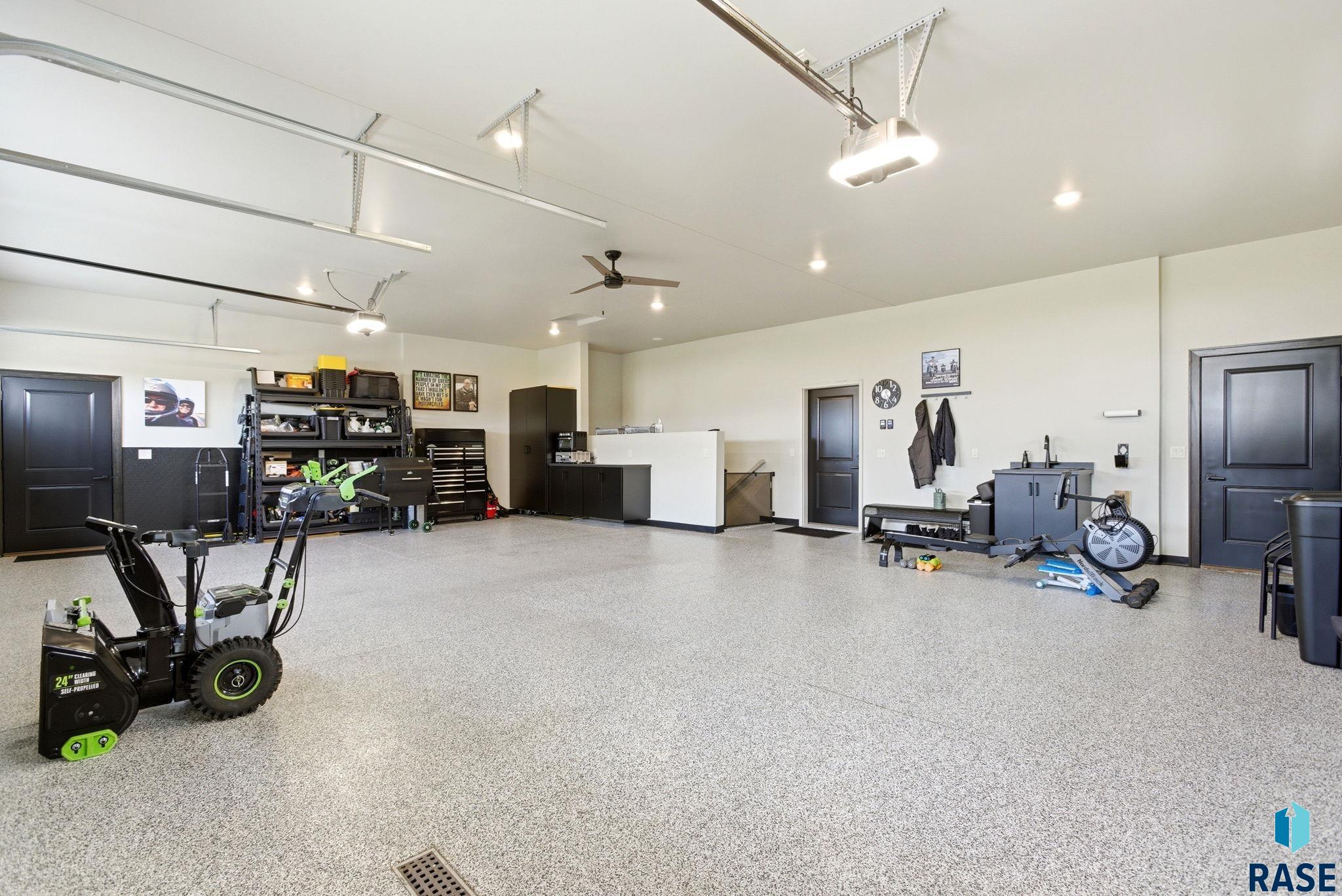 main property photo 89