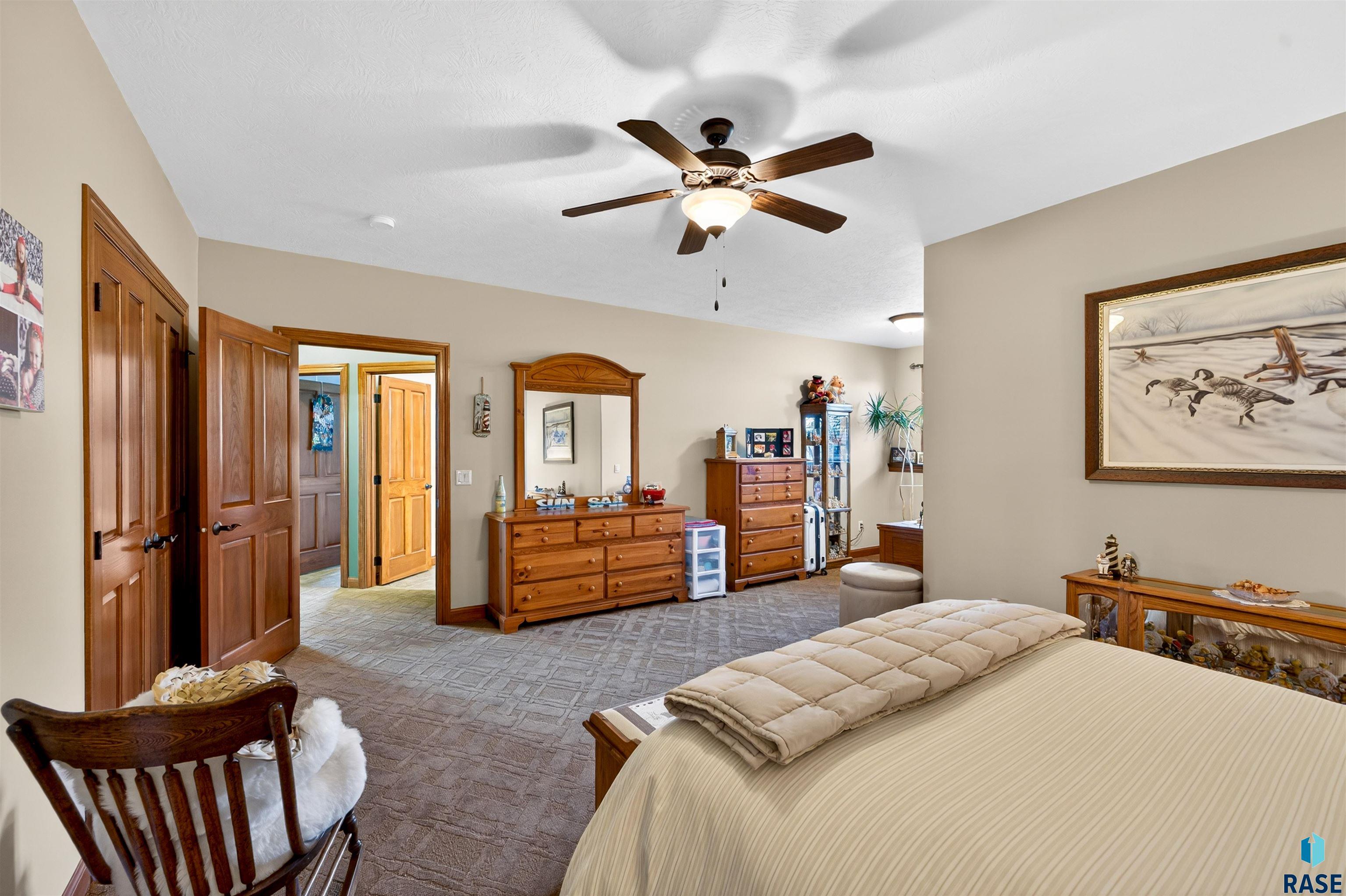 main property photo 64