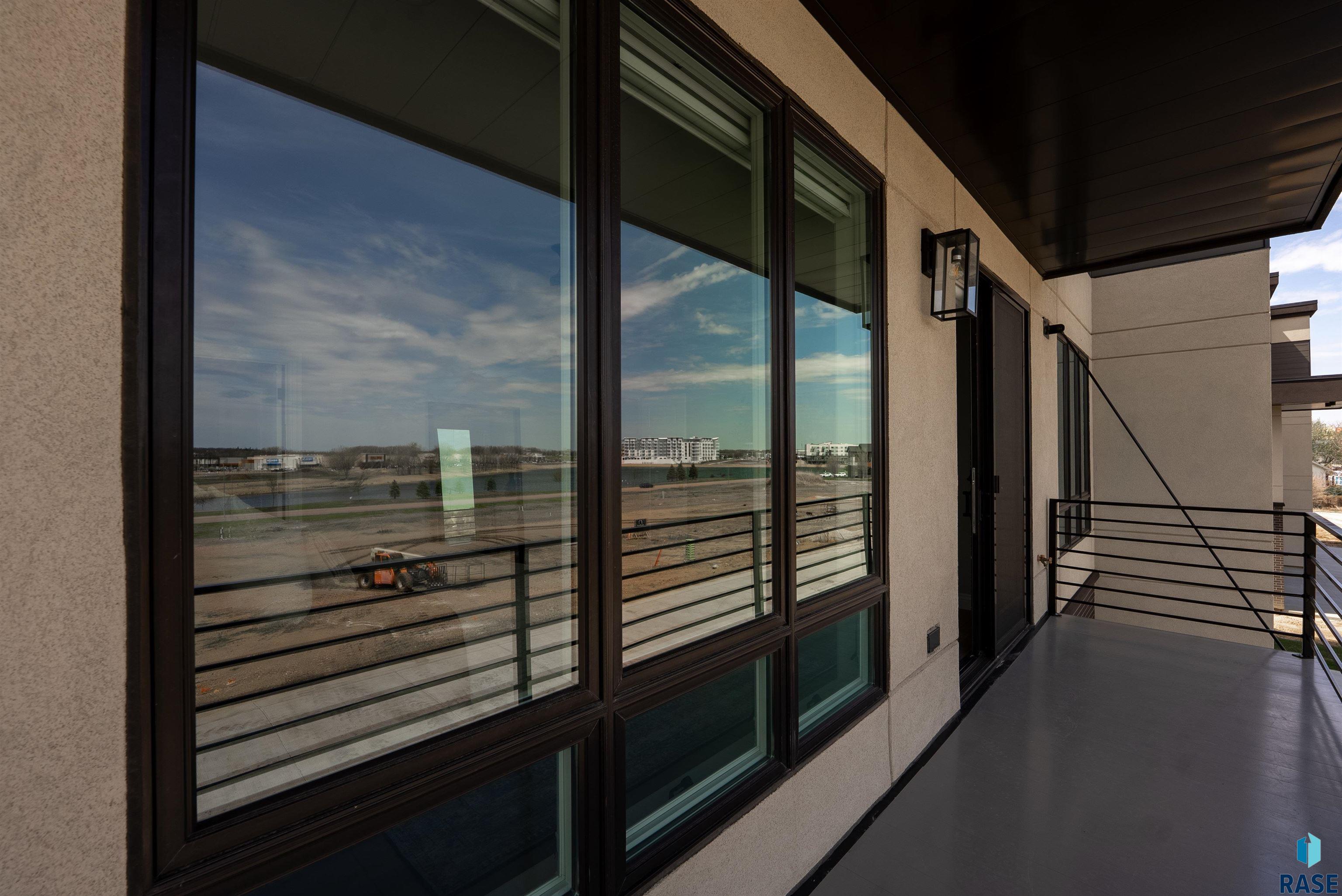 main property photo 66