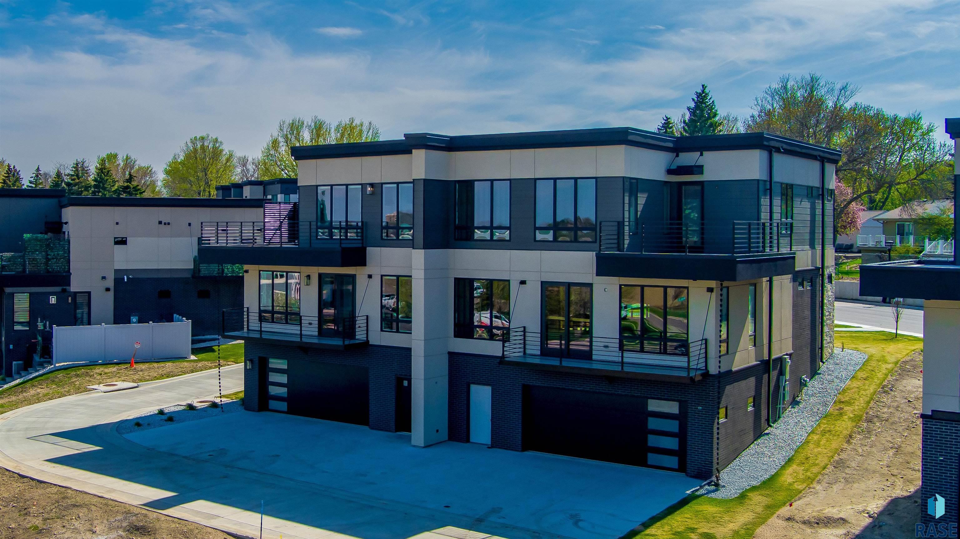 main property photo 70
