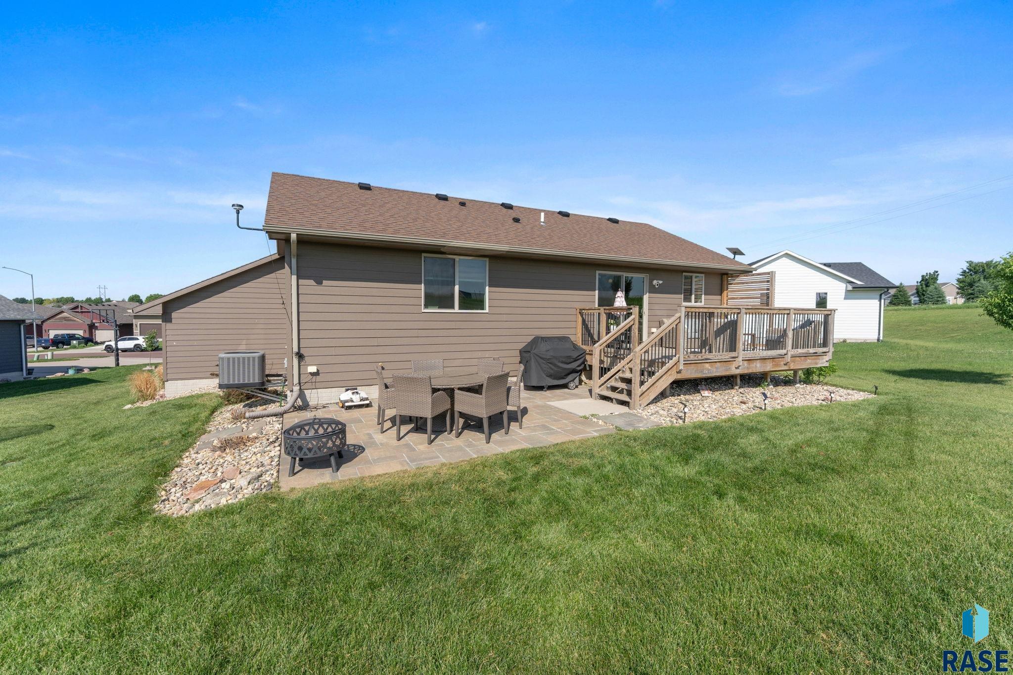 main property photo 48