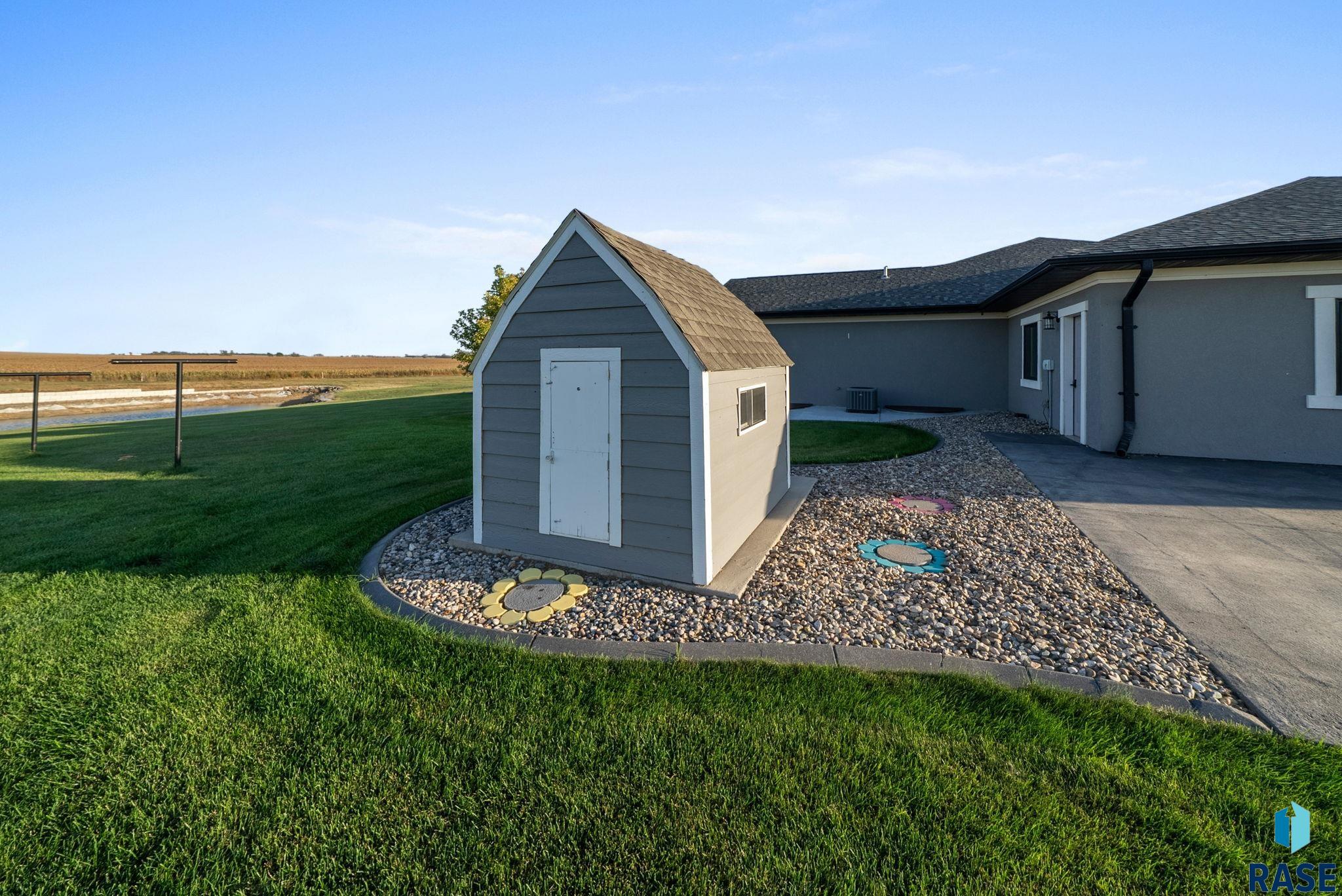 main property photo 87