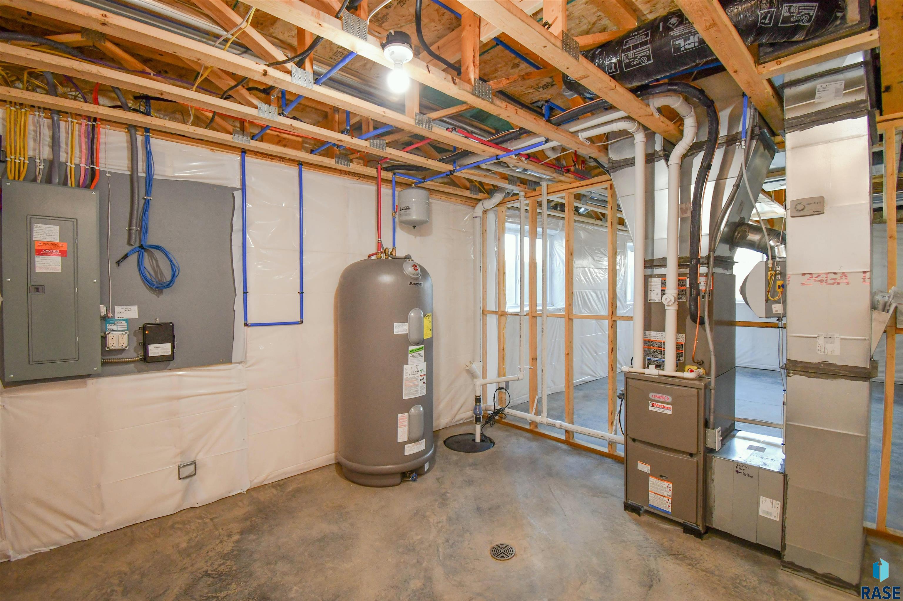 main property photo 46