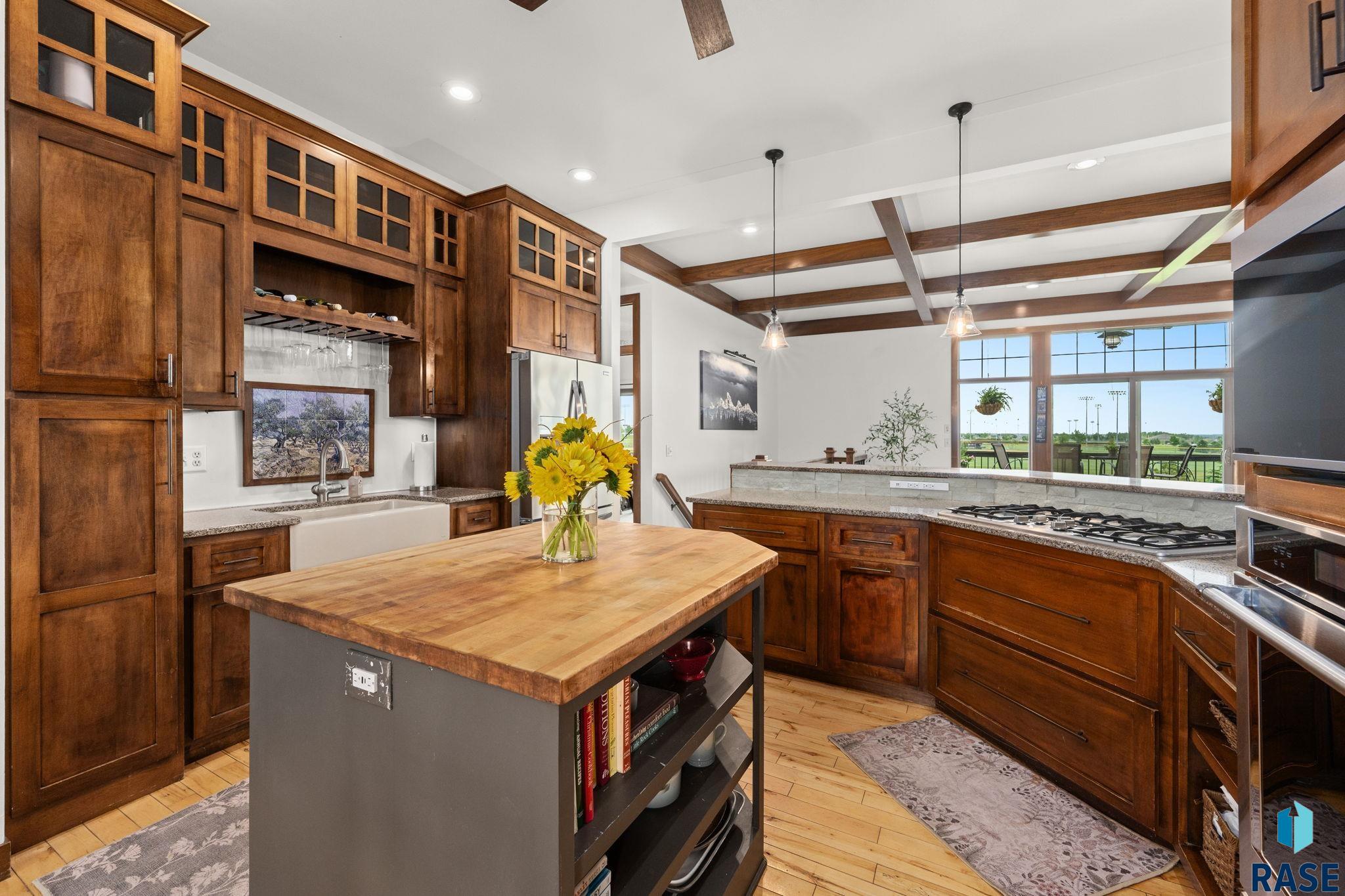 main property photo 57