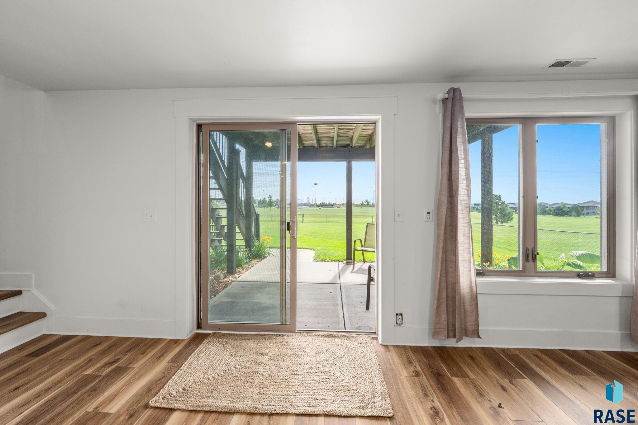 main property photo 81