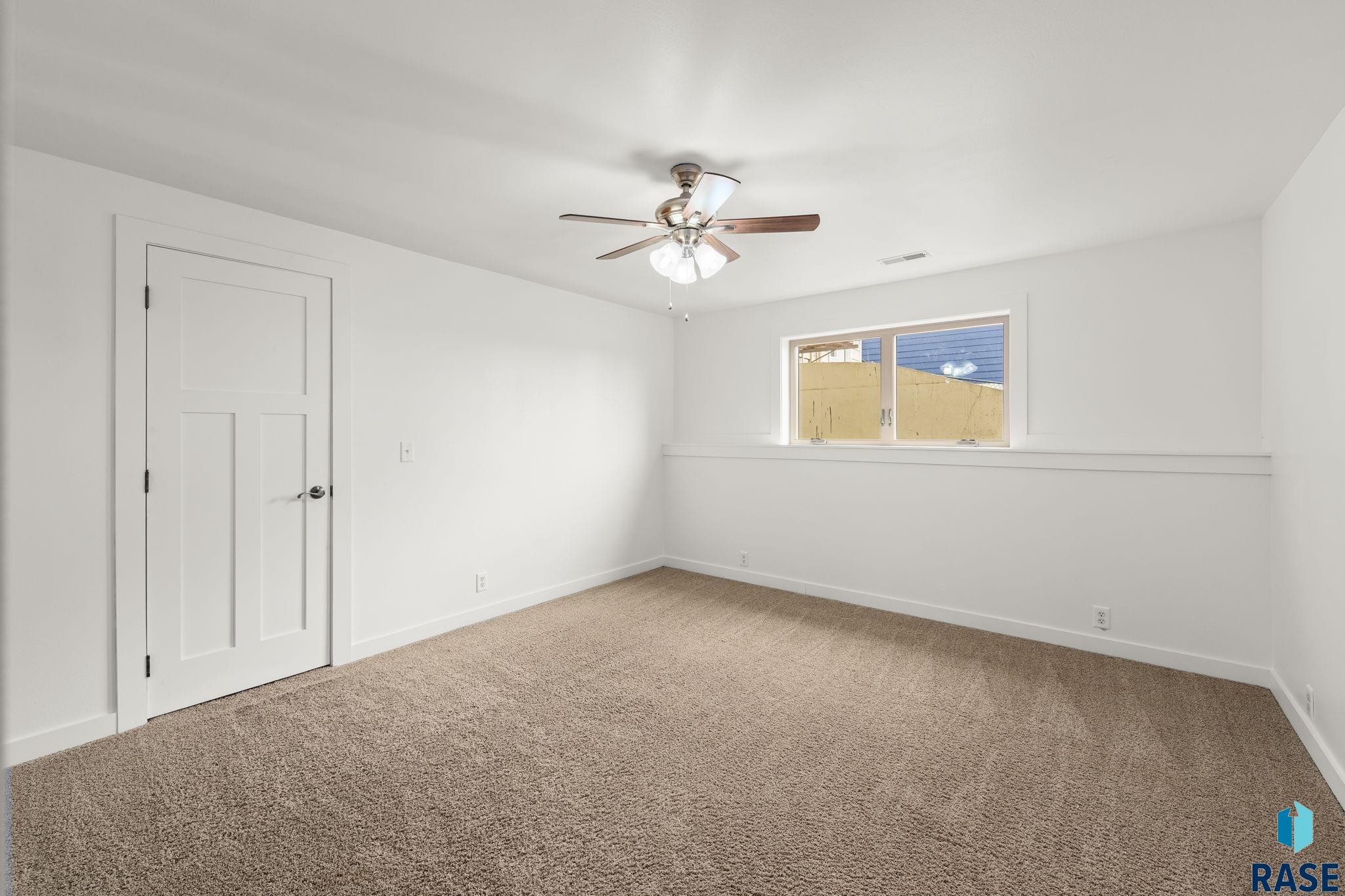 main property photo 91