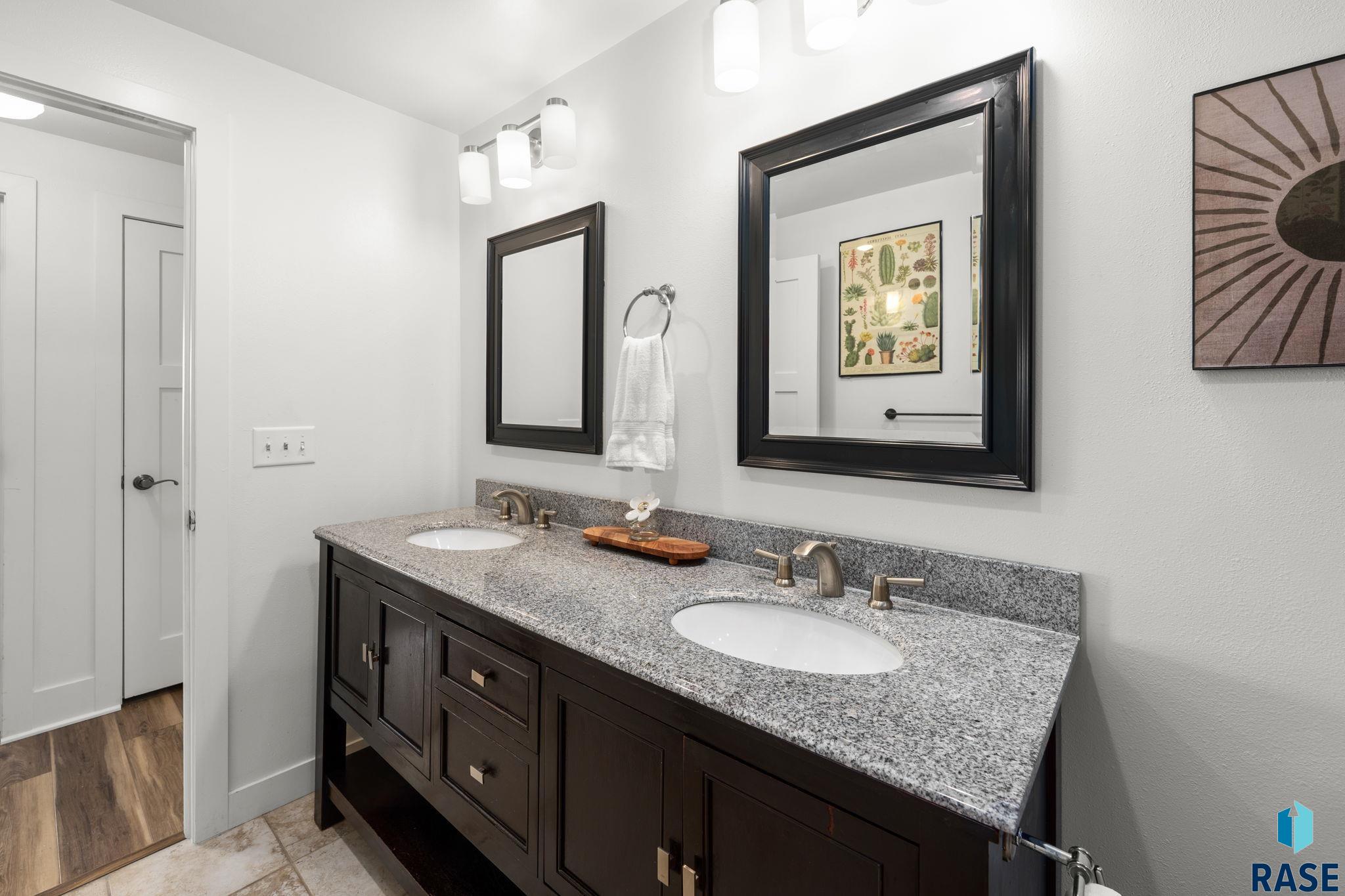 main property photo 92