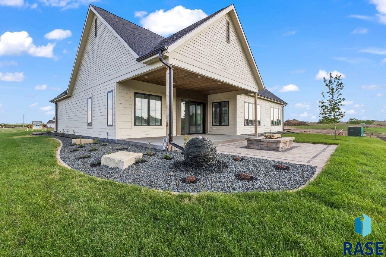 main property photo 81