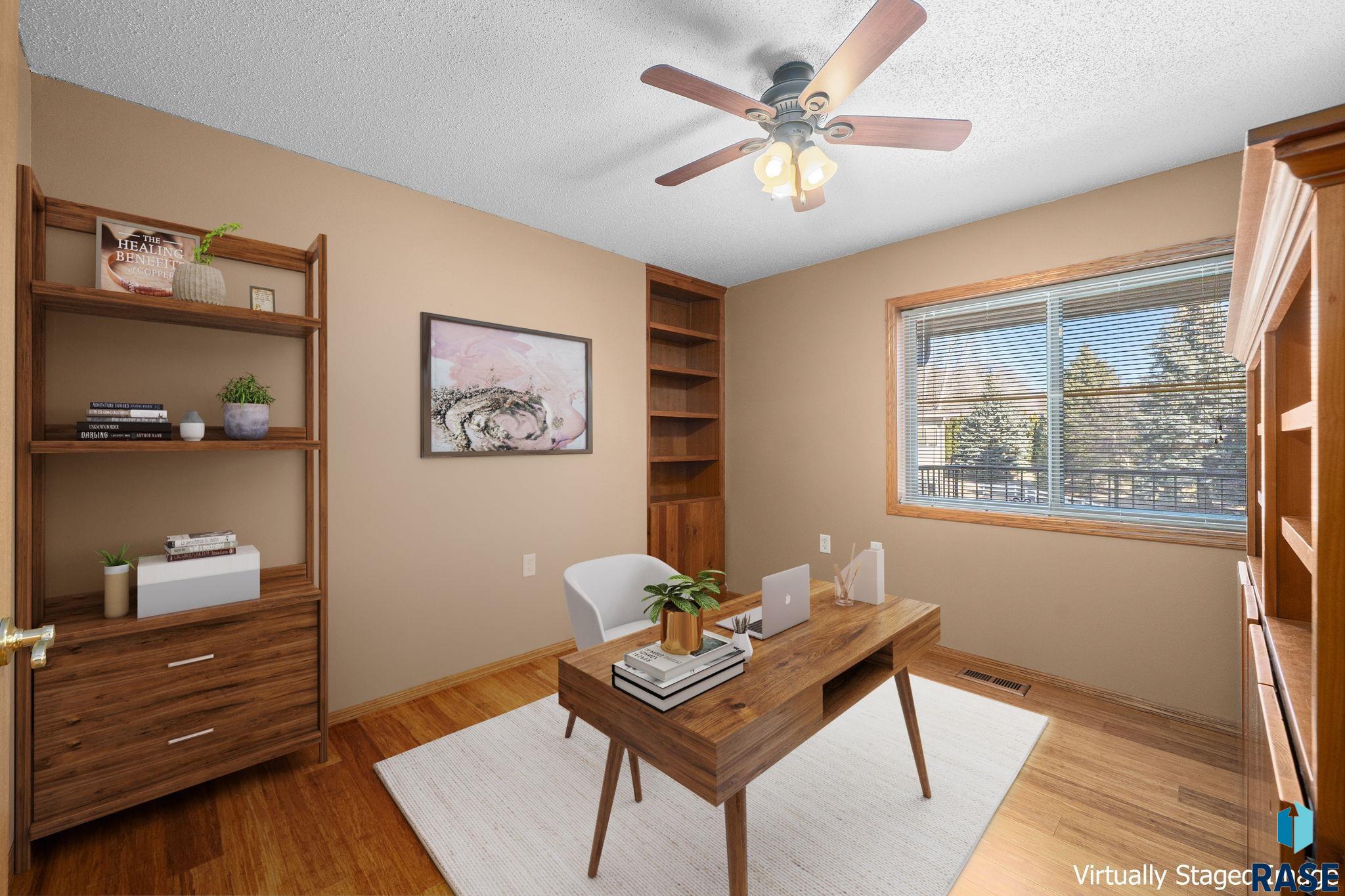 main property photo 19
