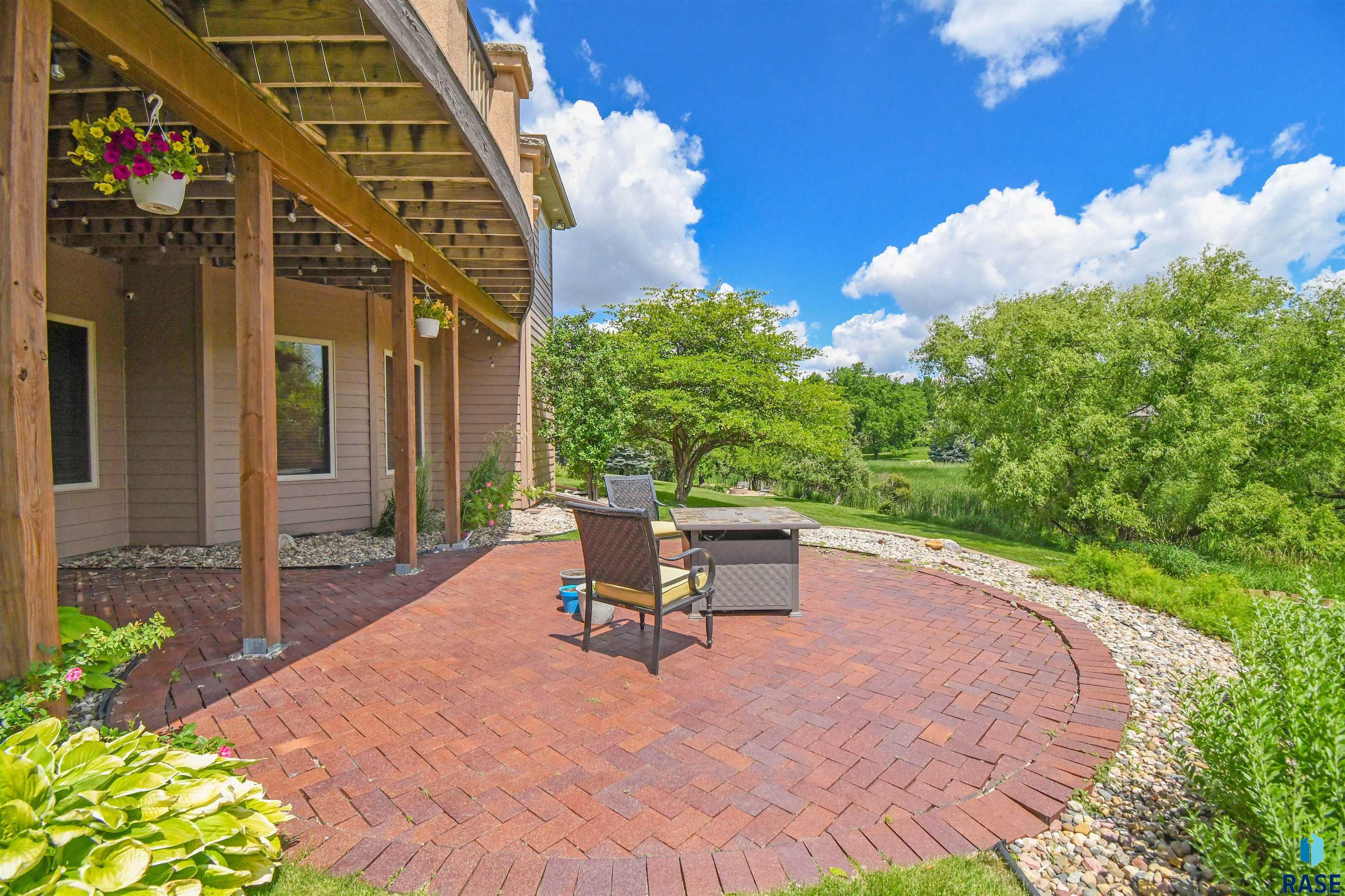 main property photo 70