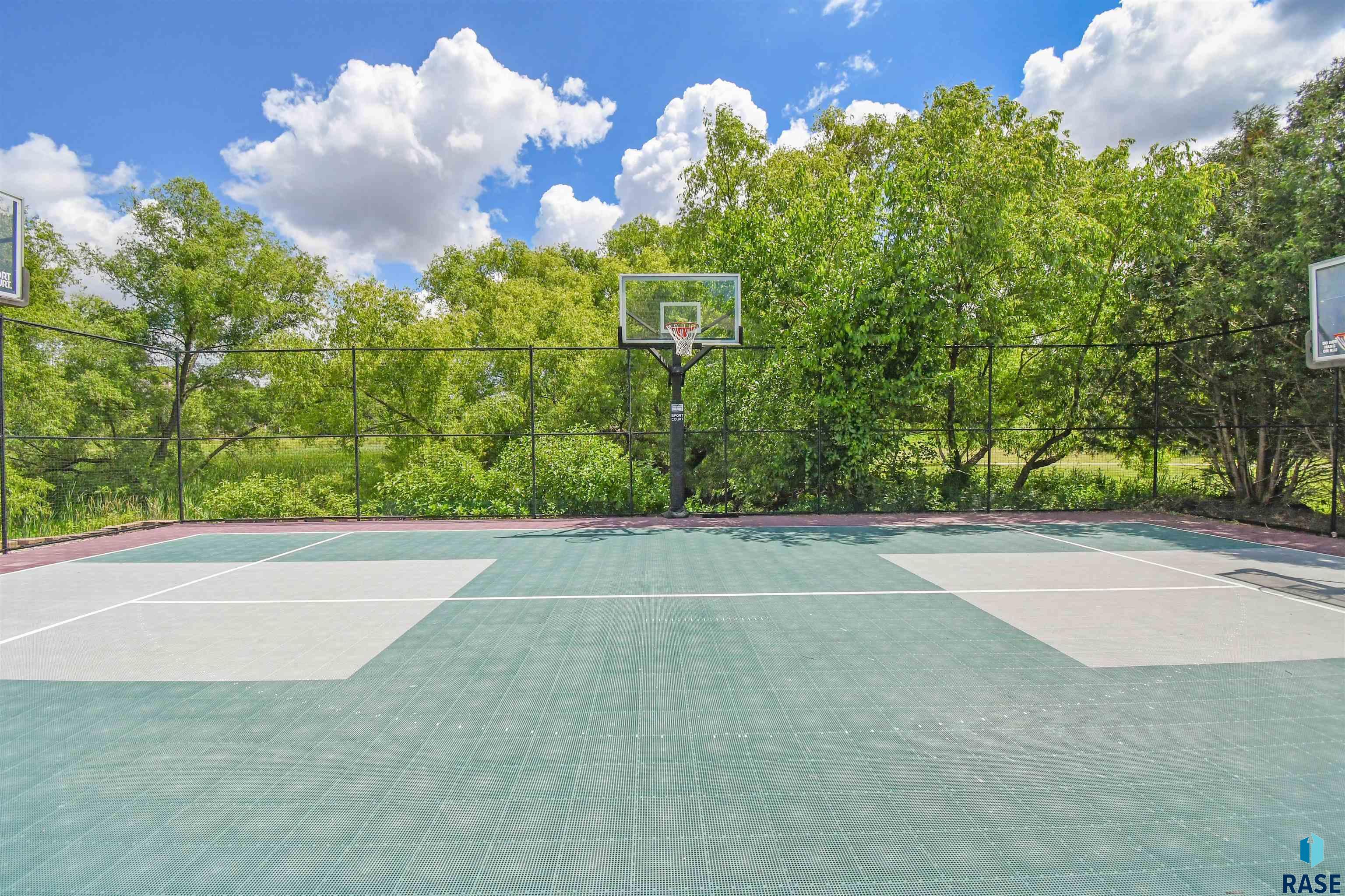 main property photo 76