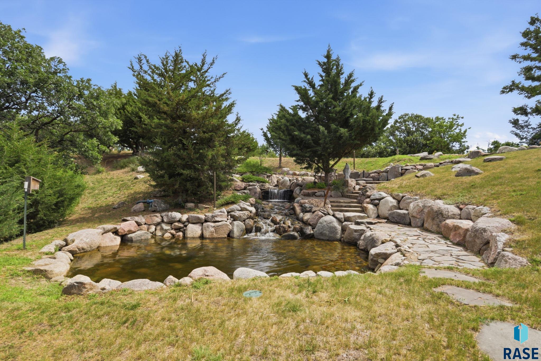 main property photo 78