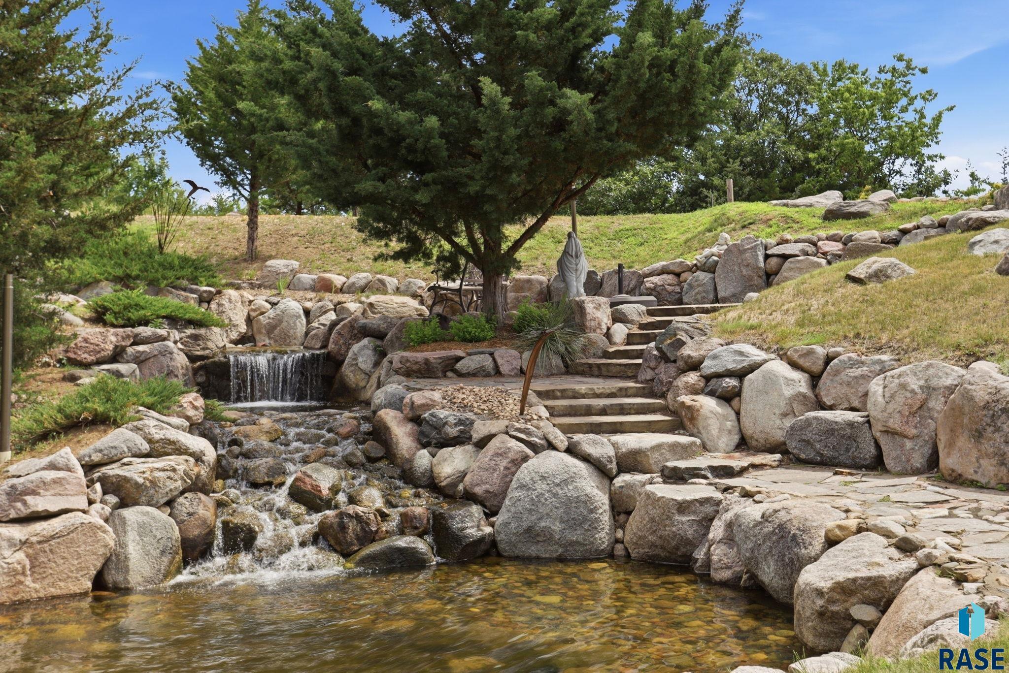 main property photo 79