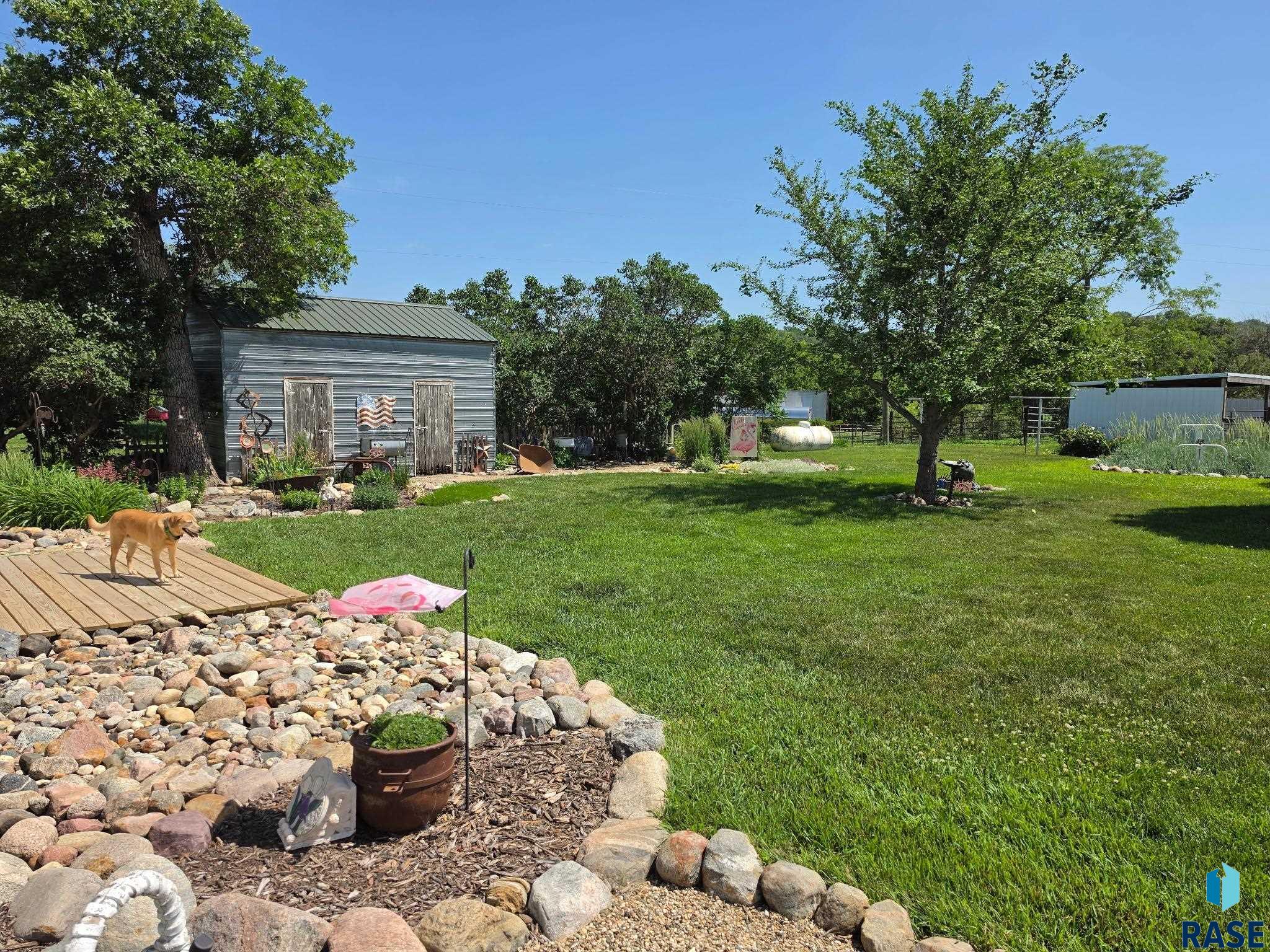 main property photo 59