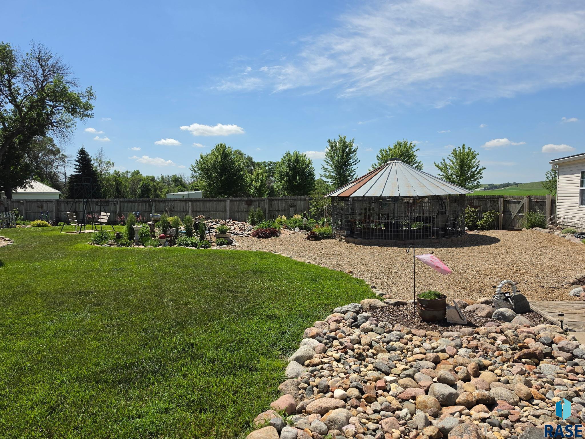 main property photo 61