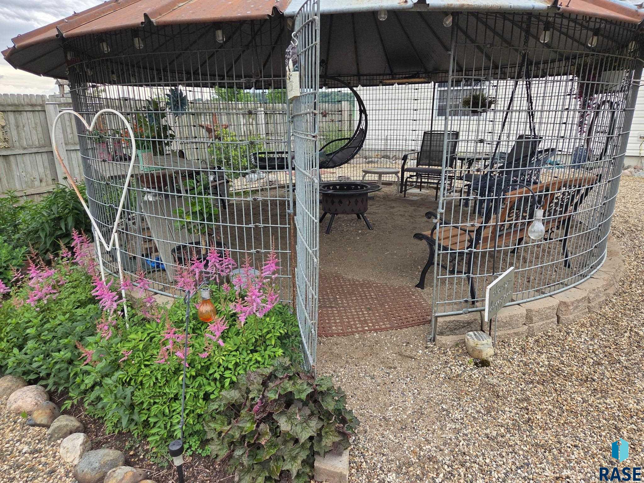 main property photo 62
