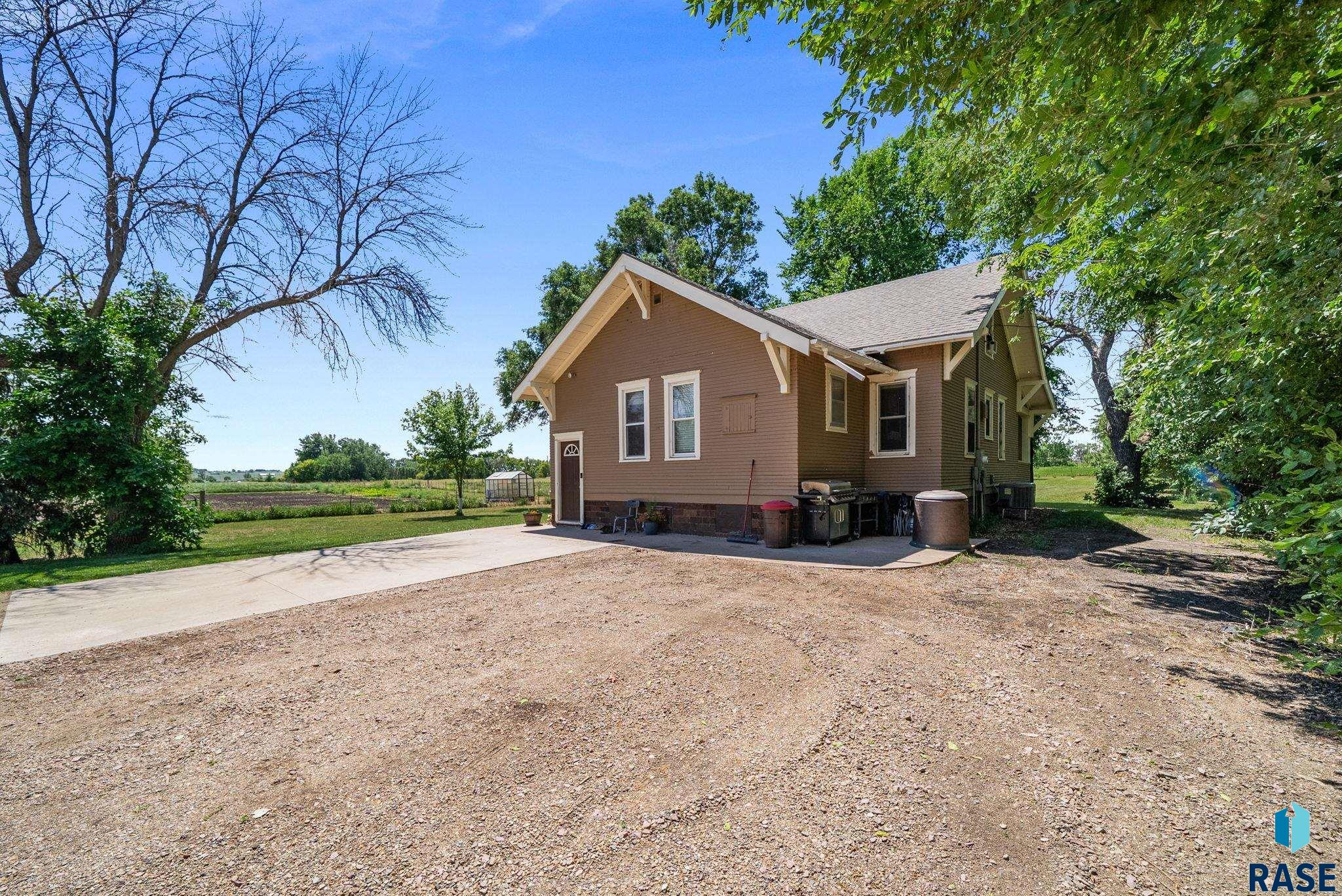 main property photo 51