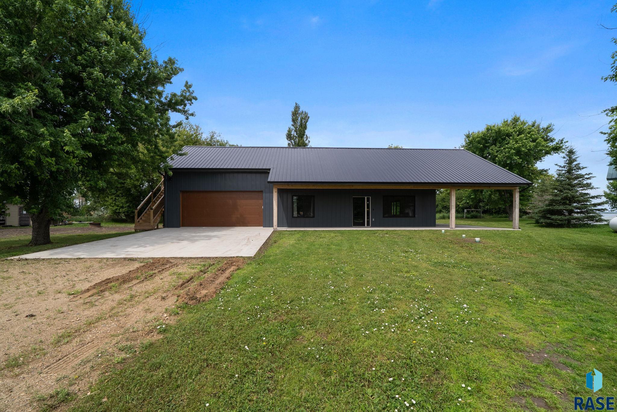 main property photo 61