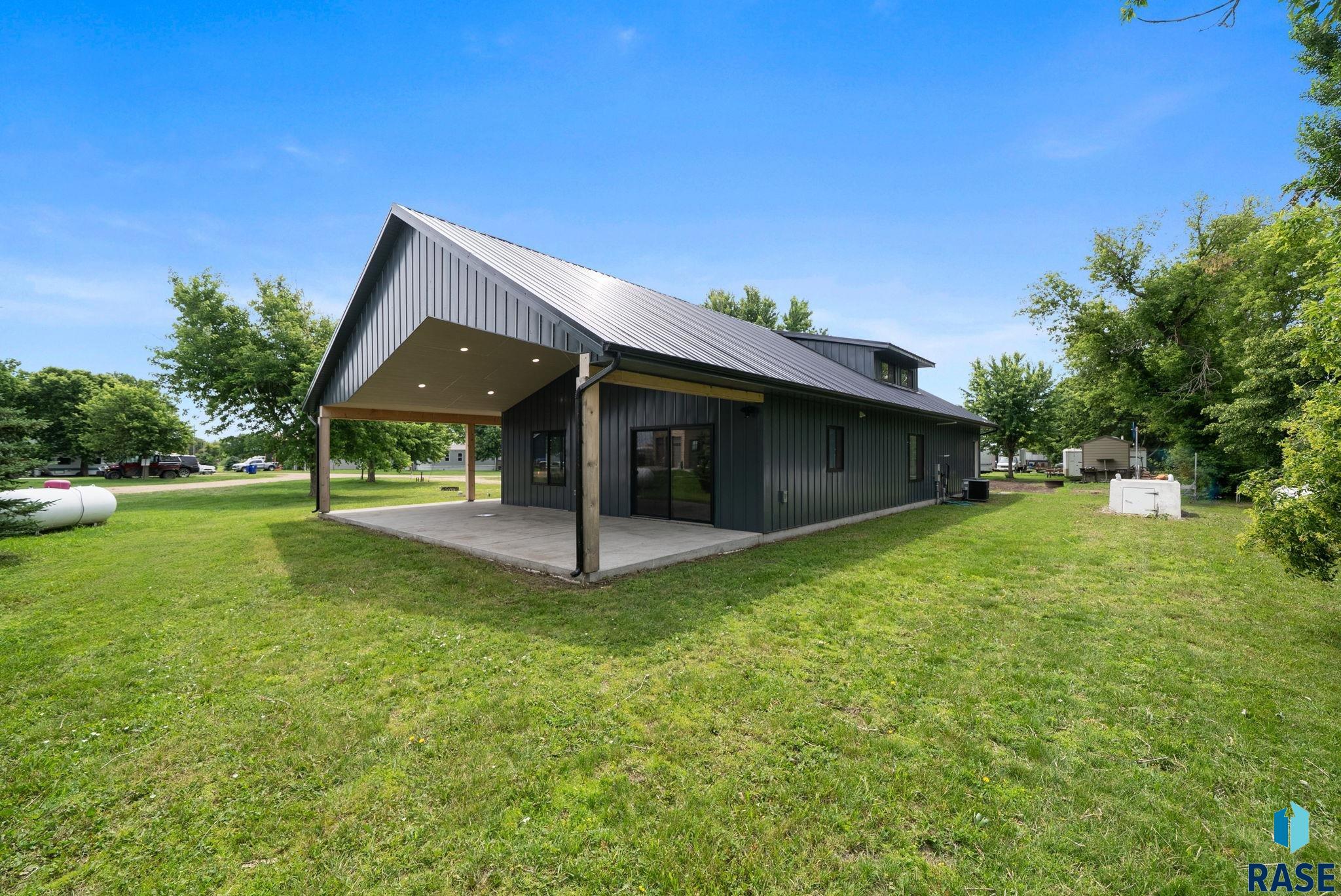 main property photo 64