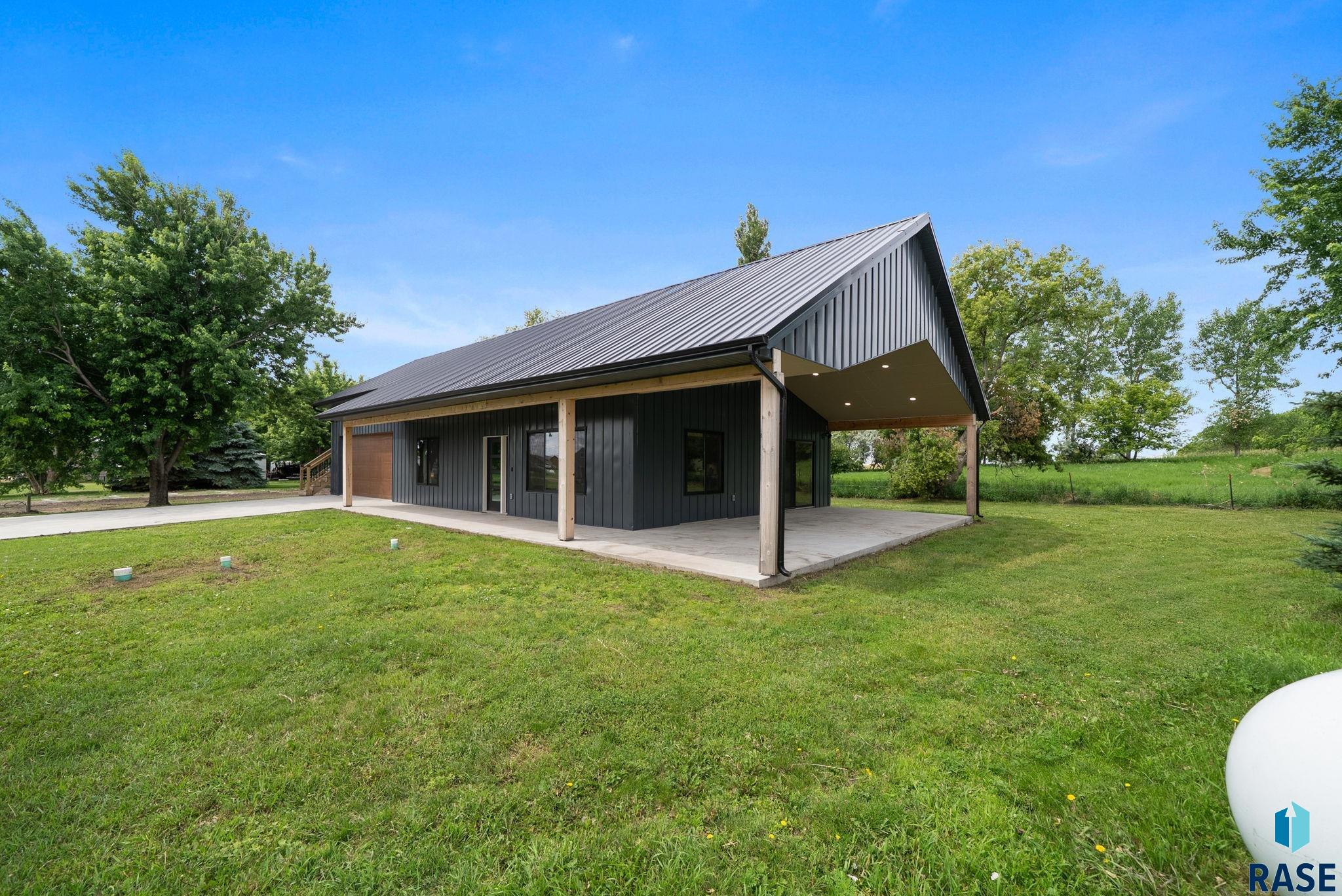 main property photo 67