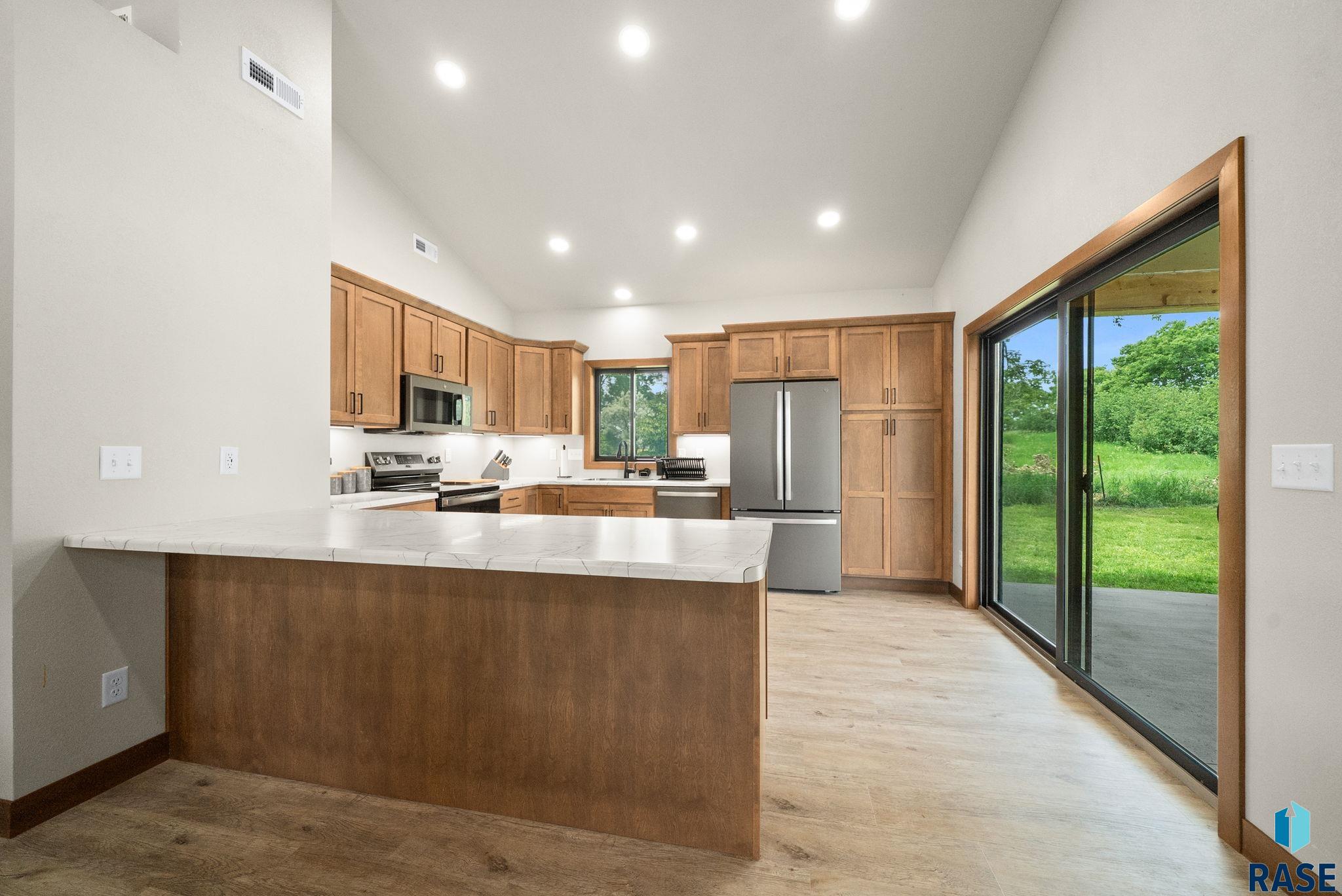 main property photo 76
