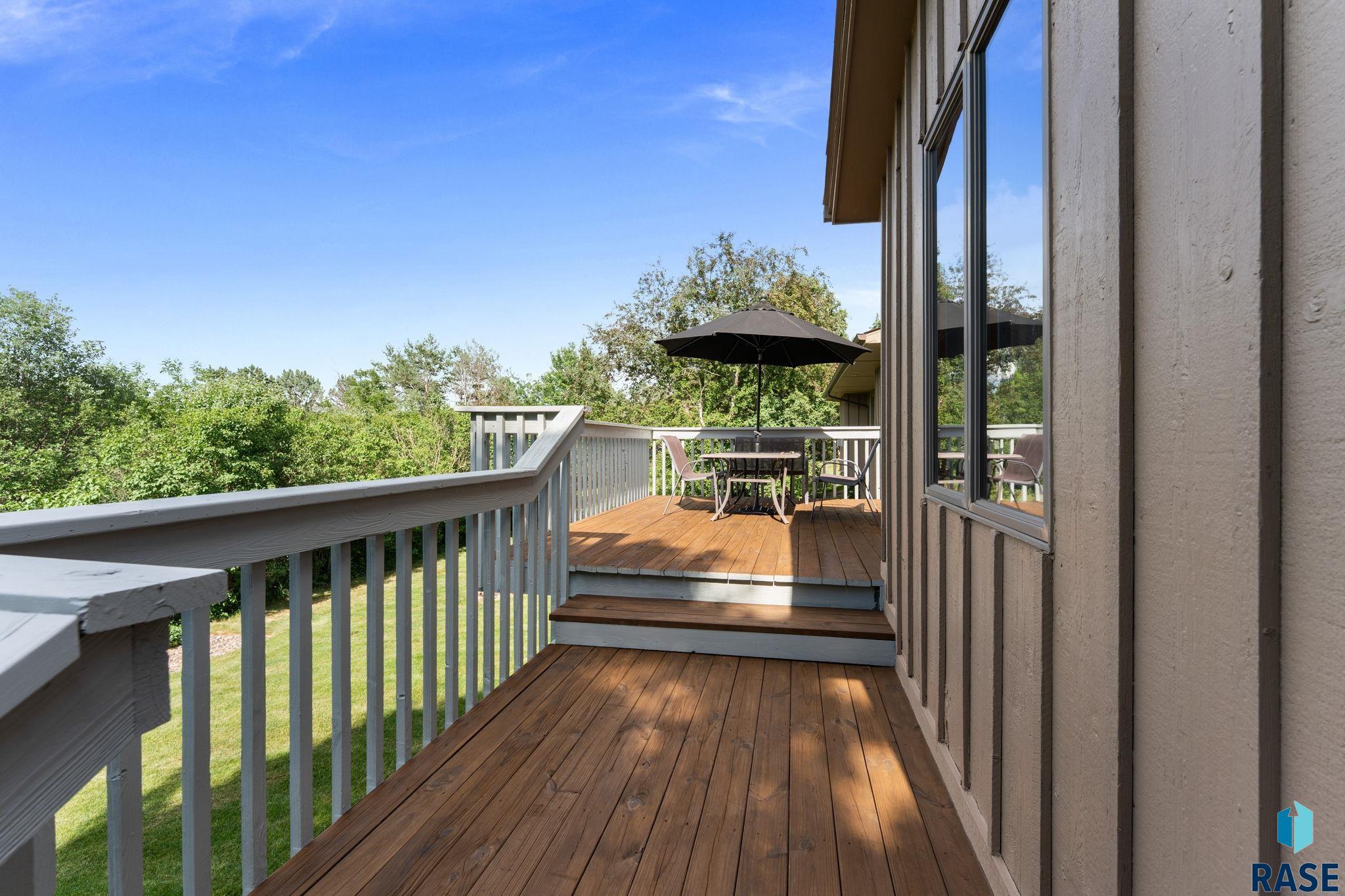 main property photo 81