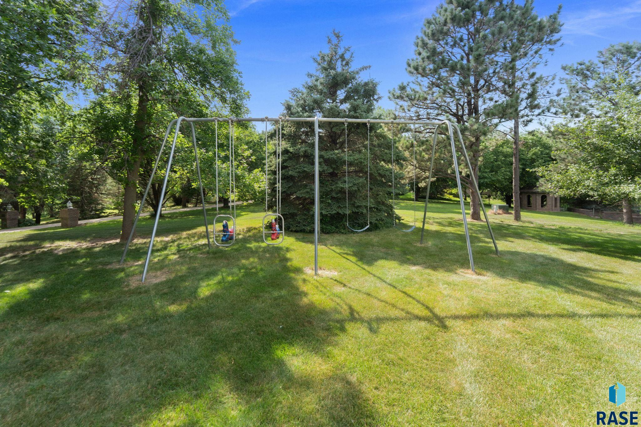 main property photo 89