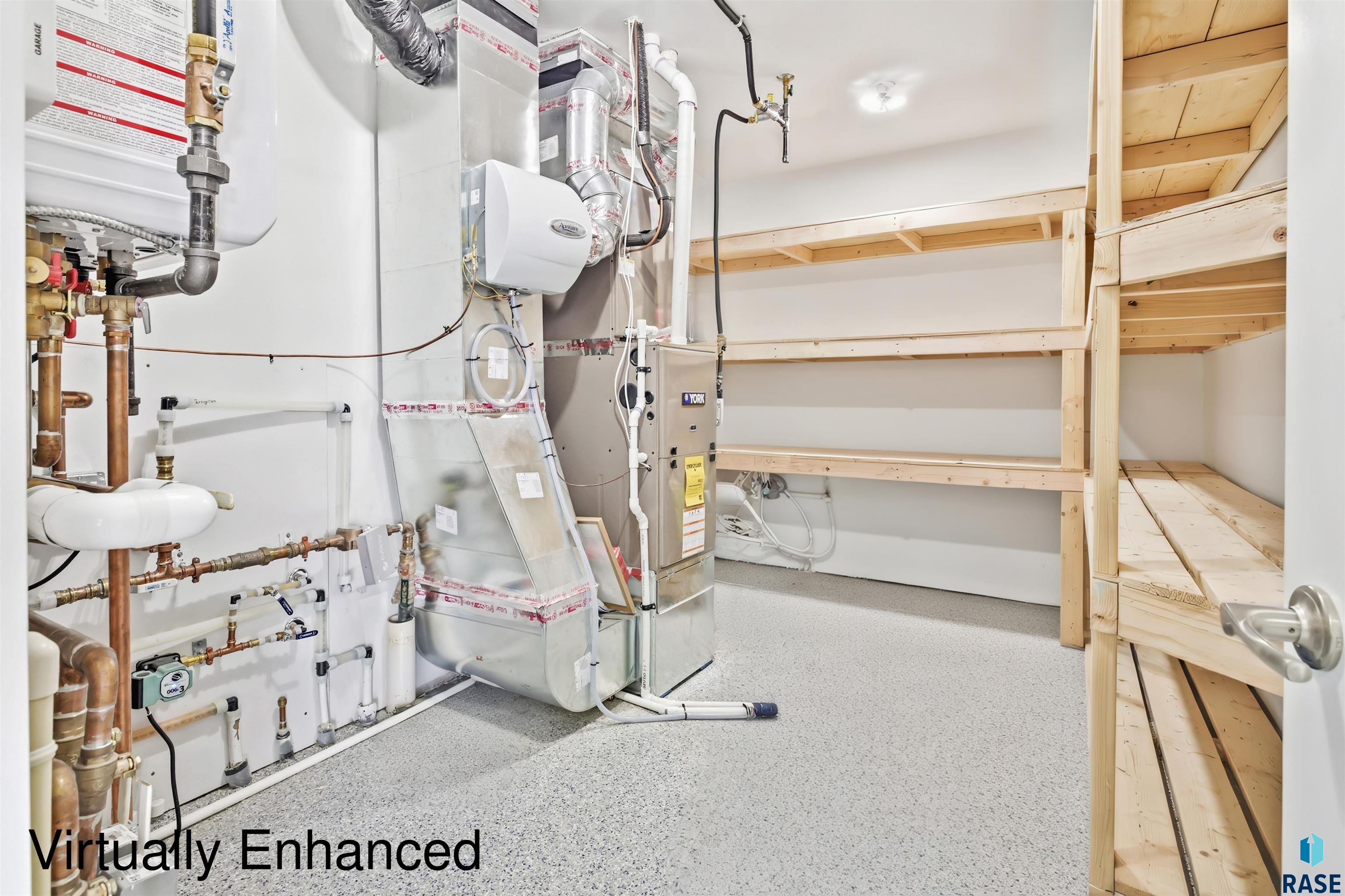 main property photo 50