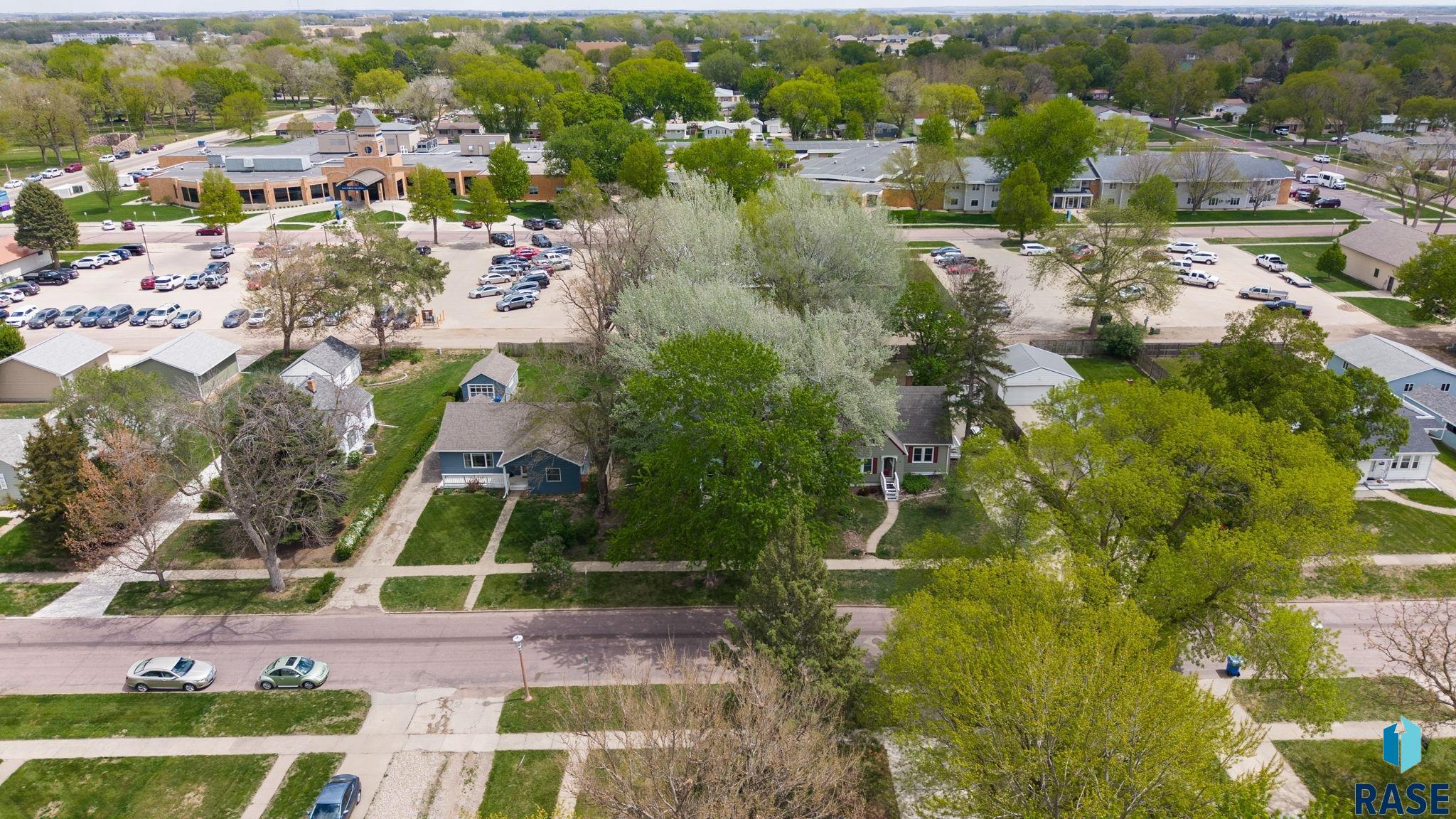main property photo 16