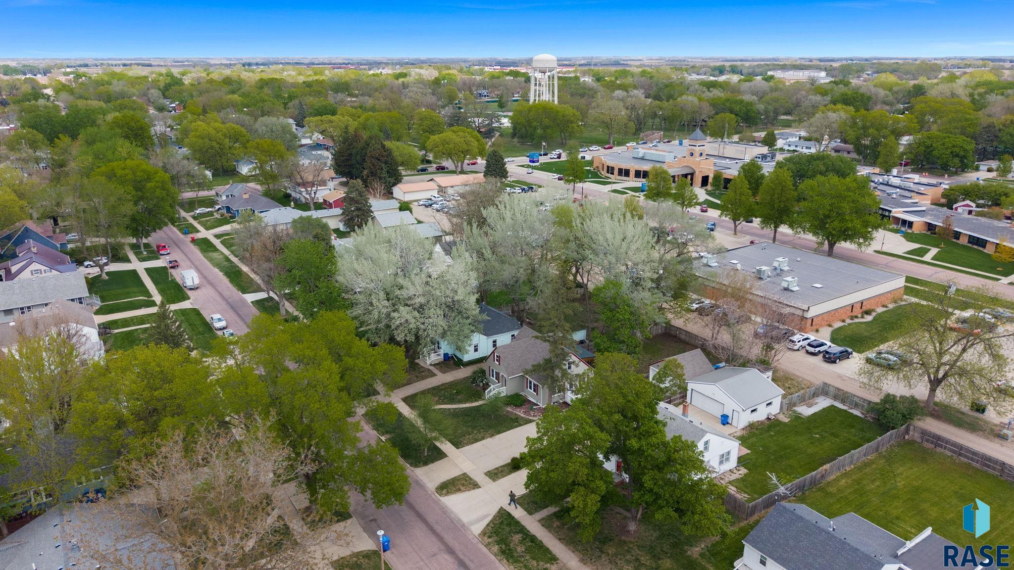 main property photo 22